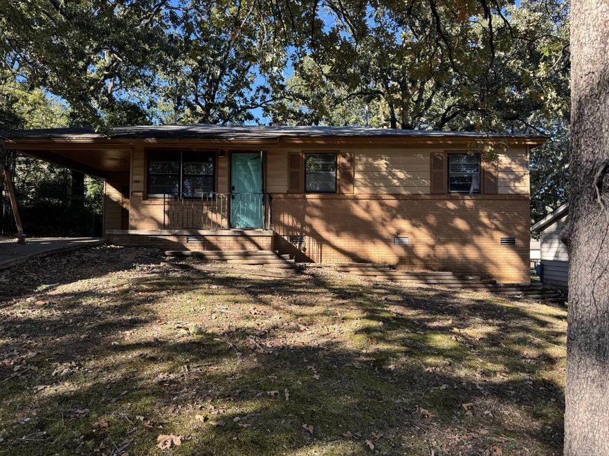 Check out this property ready for an investor or savvy handy person to make their own.  In North Little Rock, this 3-bed 1-bath has great investment potential to make the home your own or as a rental property.