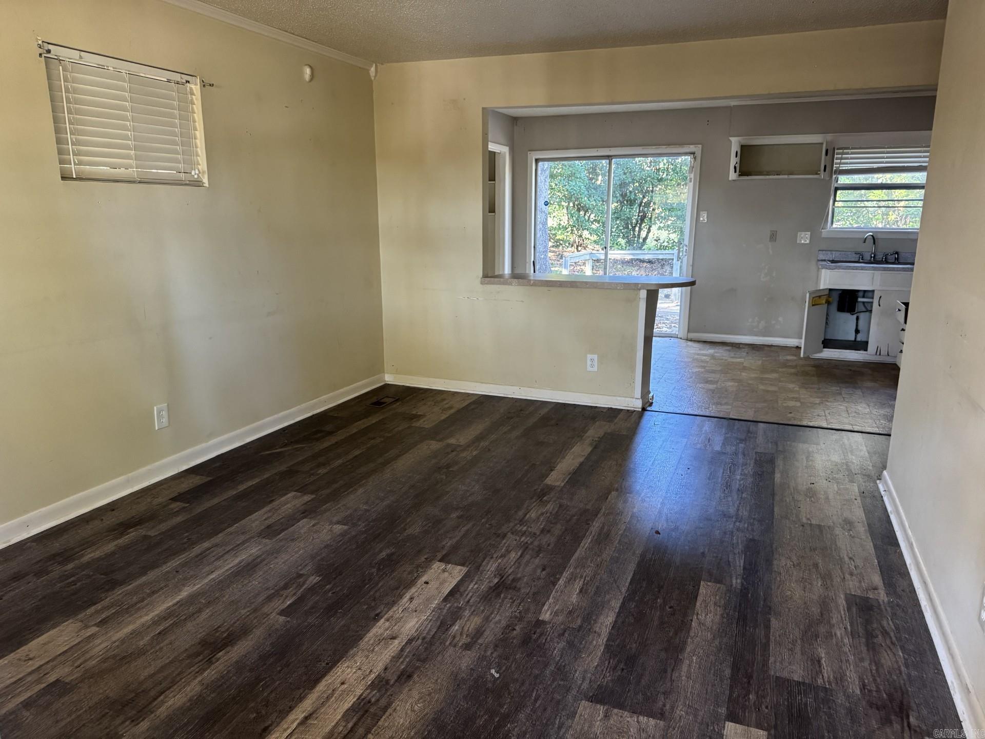 MELANIE PARK - Residential