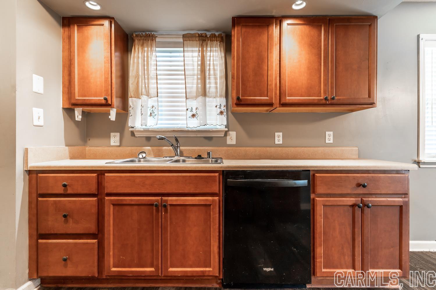 EDGAR'S - Residential