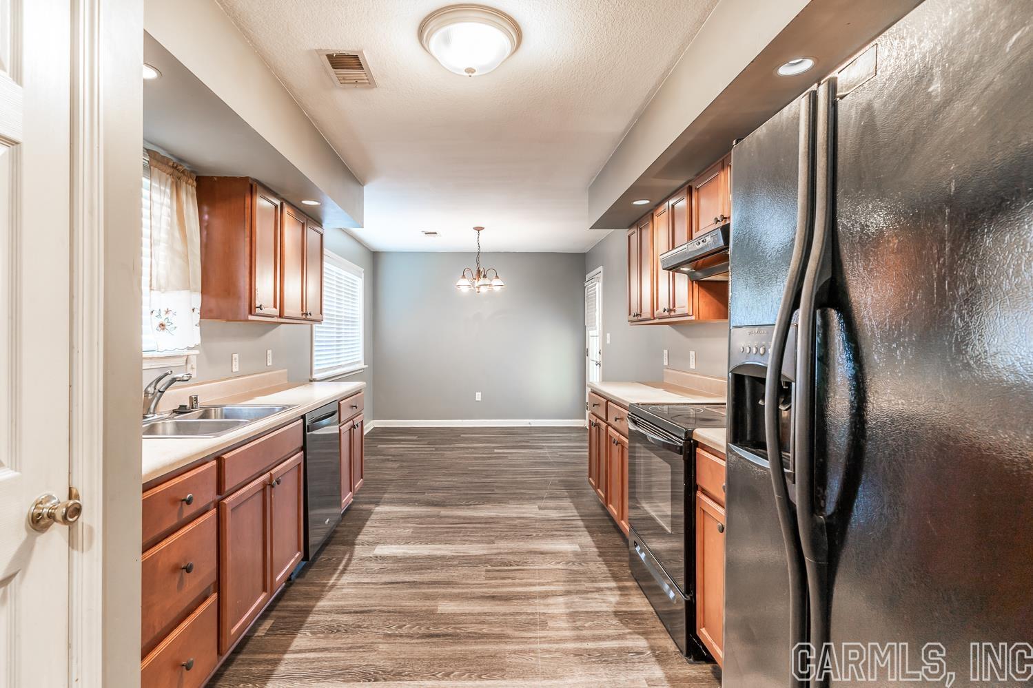 EDGAR'S - Residential