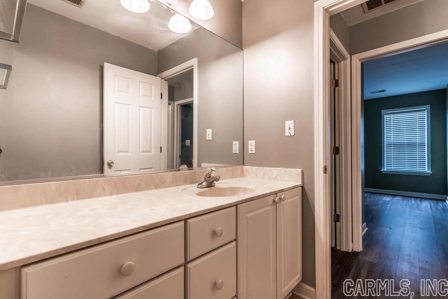 EDGAR'S - Residential