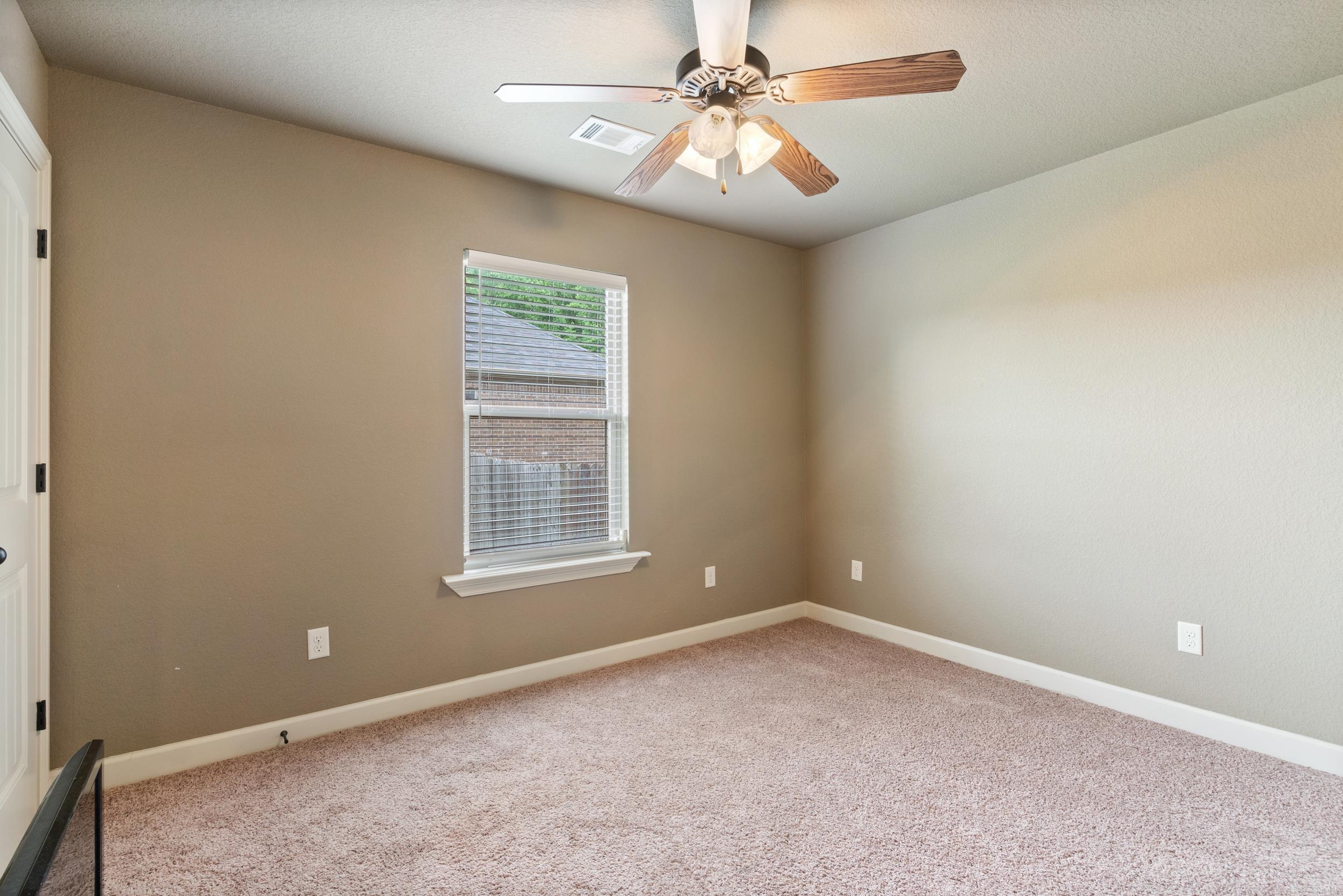 SHADOW CREEK - Residential