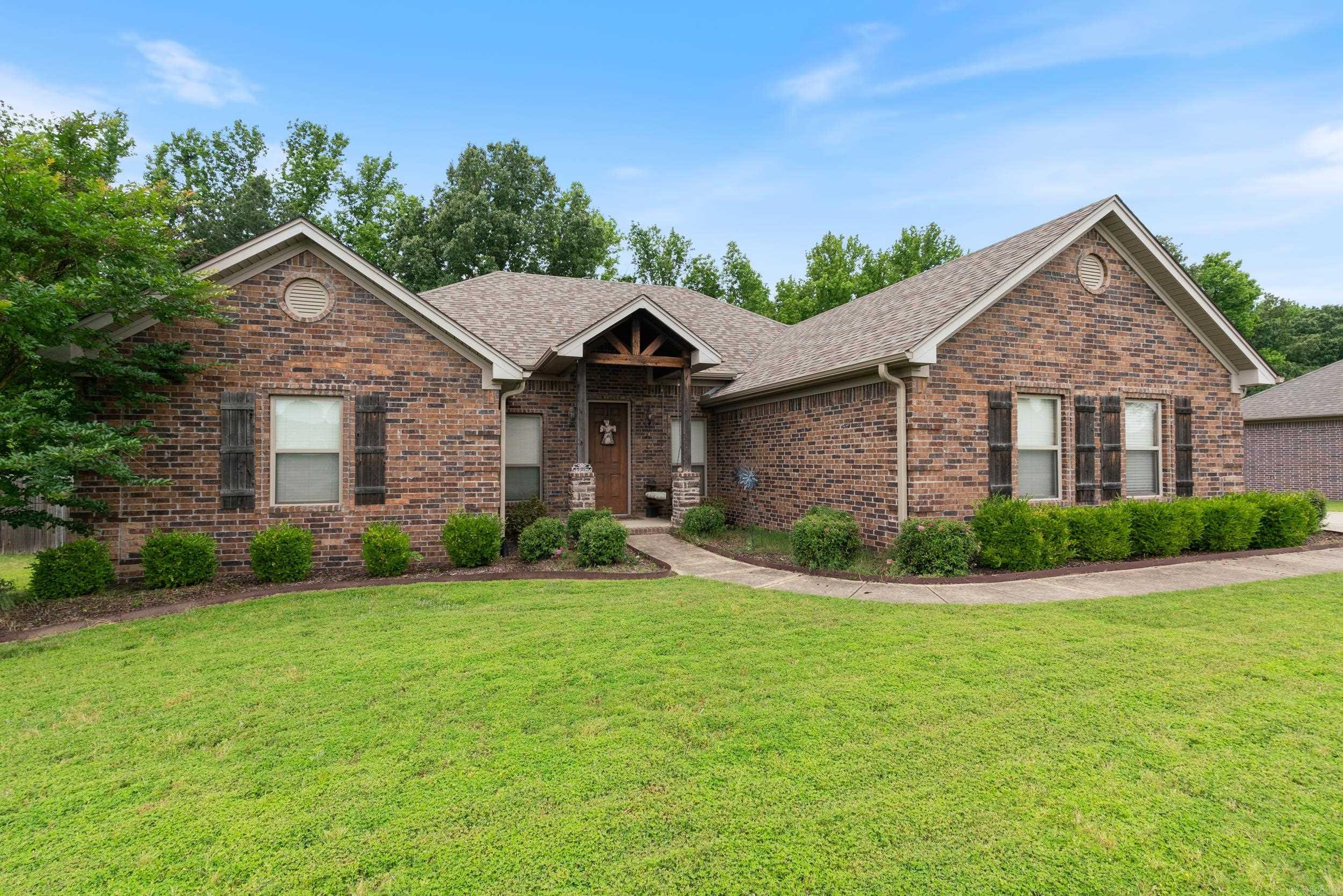 SHADOW CREEK - Residential