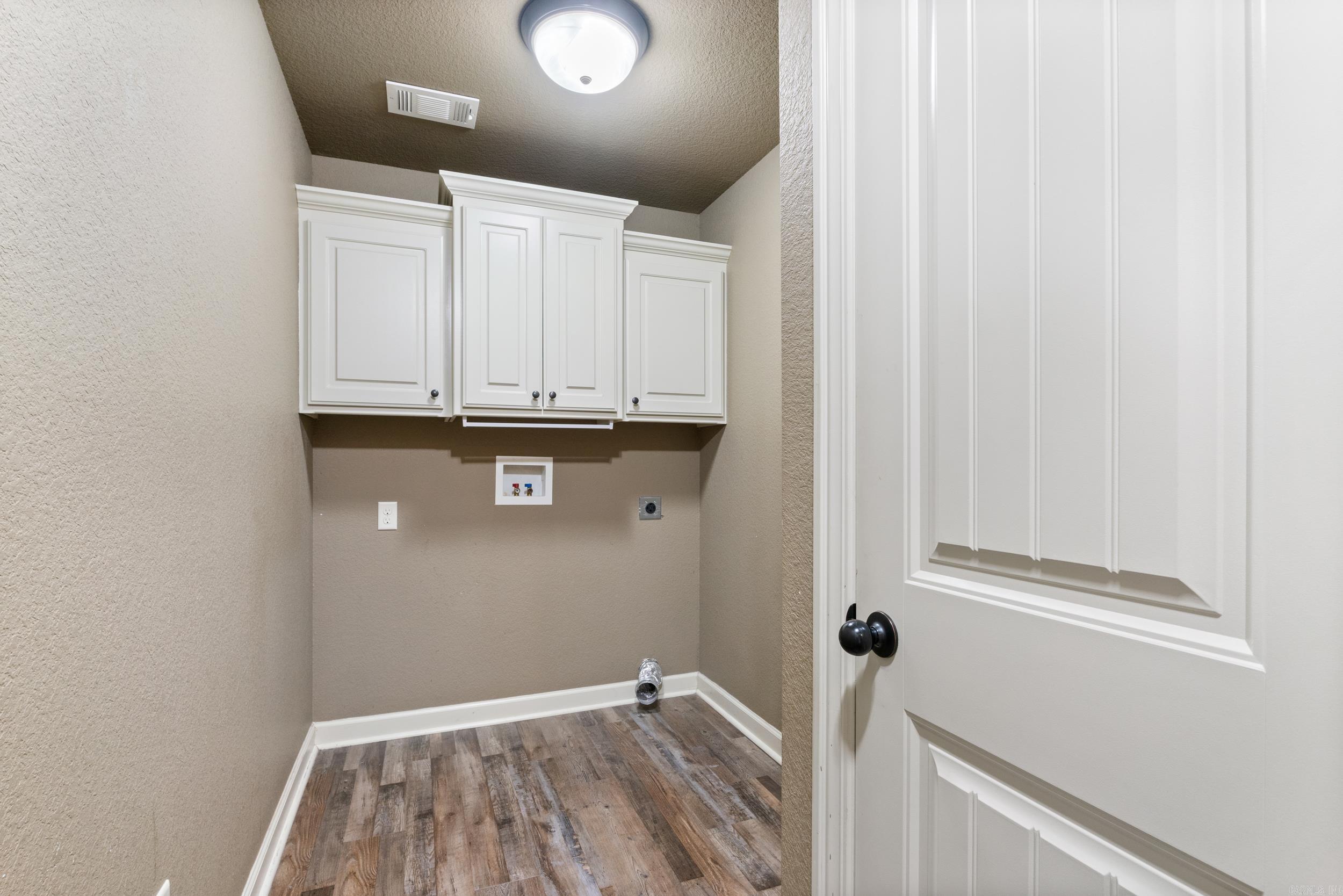 SHADOW CREEK - Residential