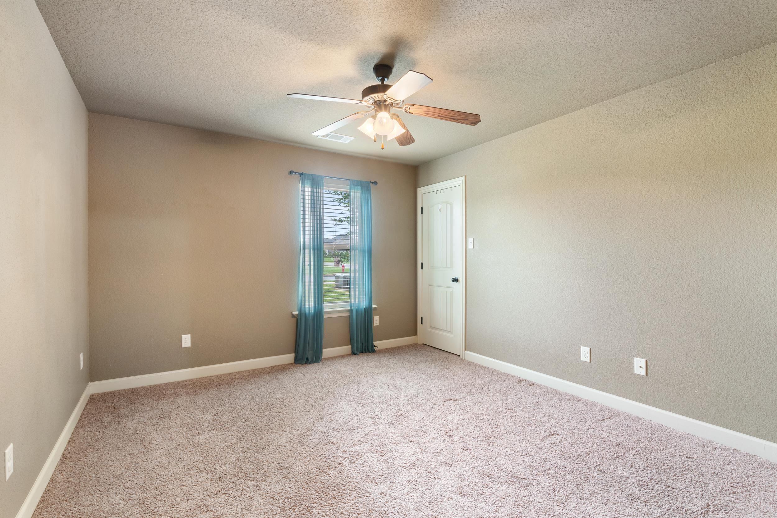 SHADOW CREEK - Residential