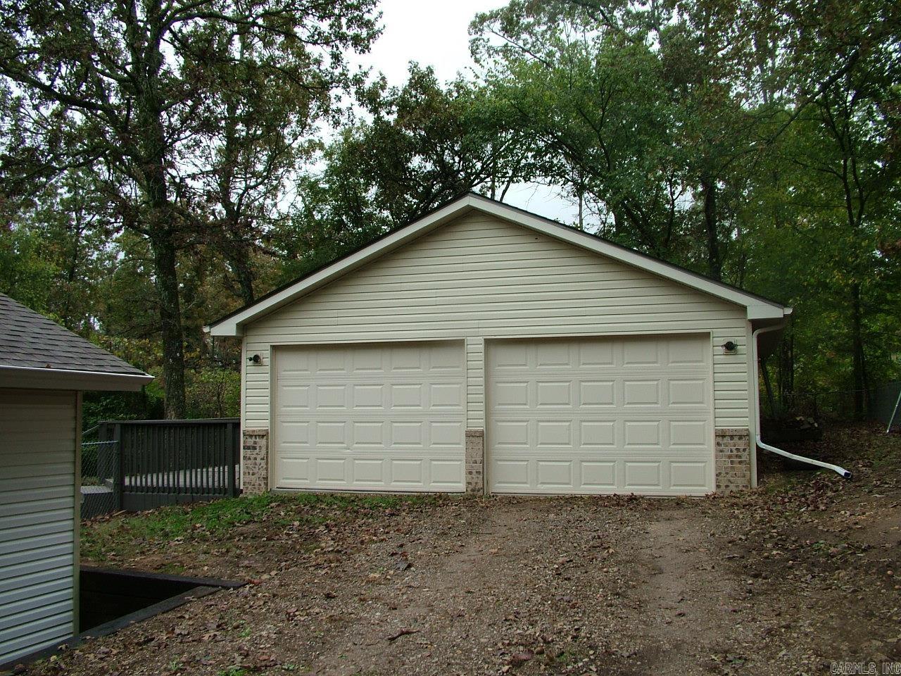 CAMELOT ESTATES - Residential