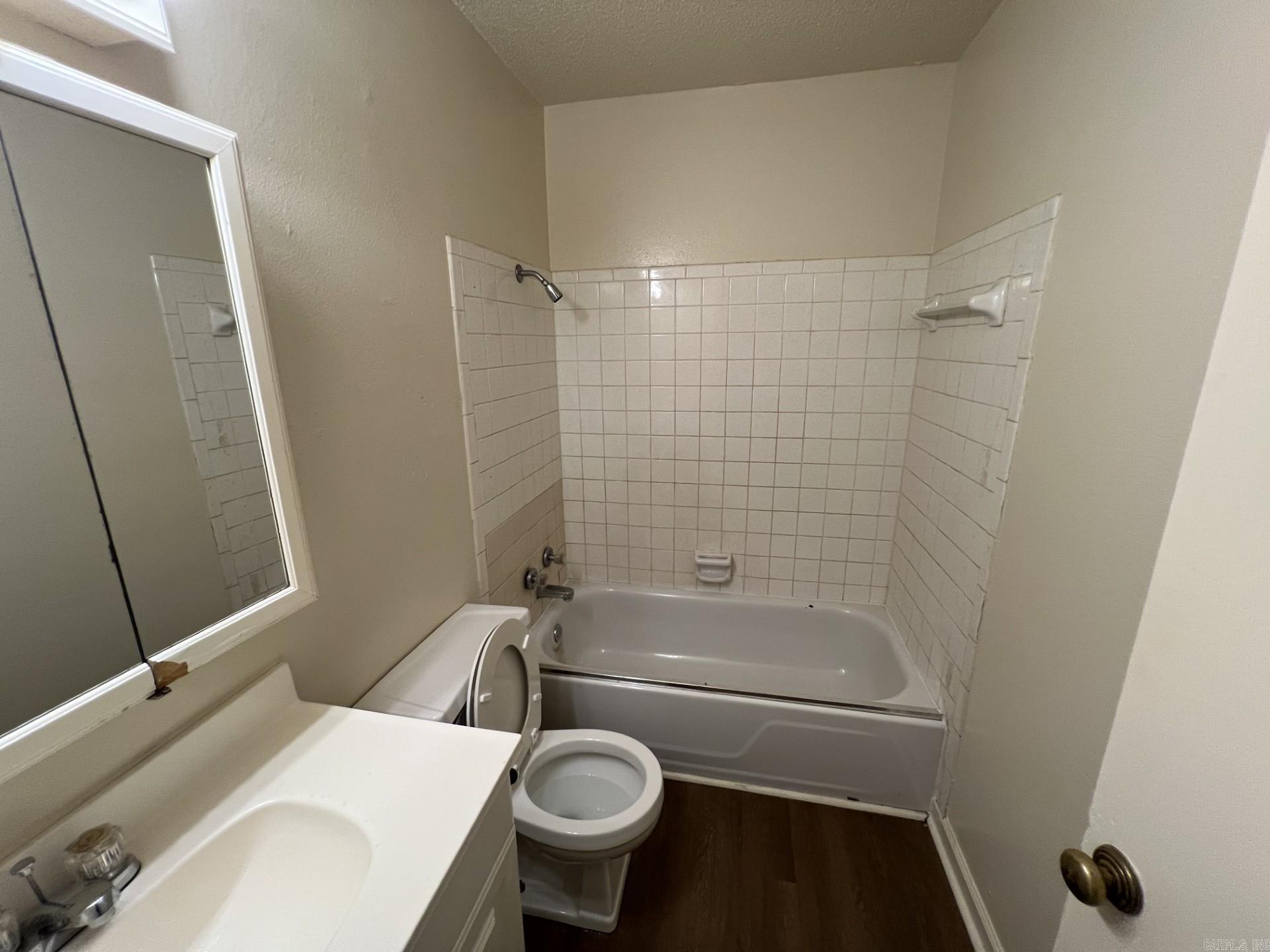 ALTA VISTA - Residential