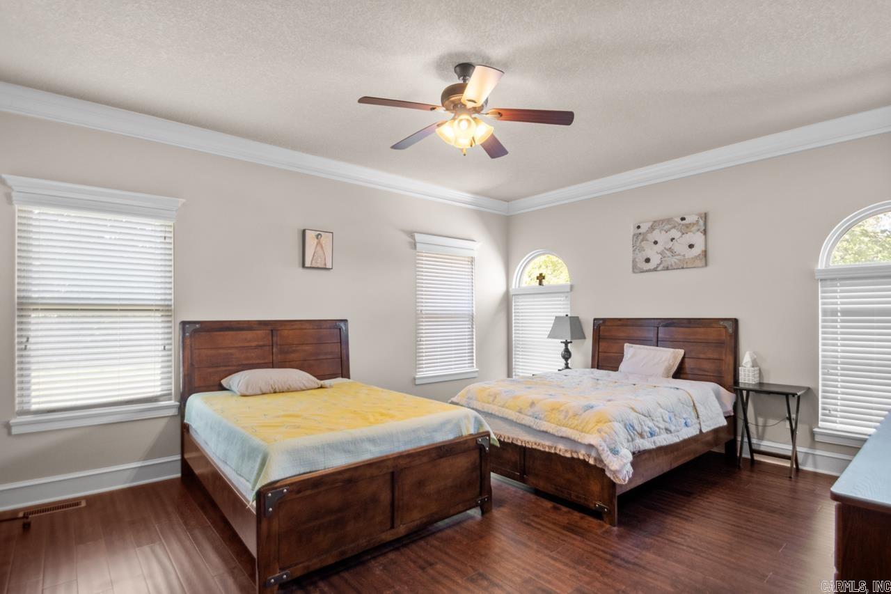 HURRICANE LAKE EST - Residential