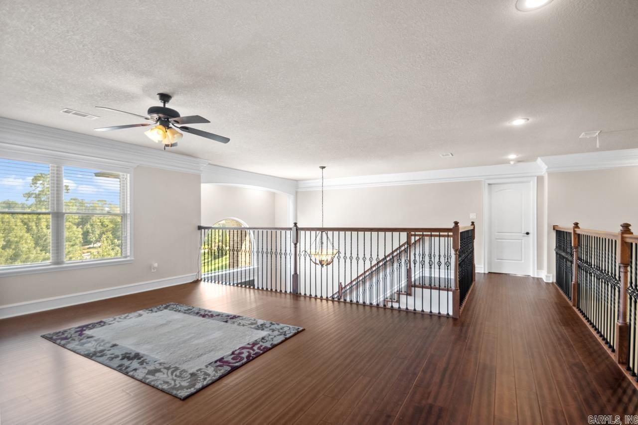 HURRICANE LAKE EST - Residential