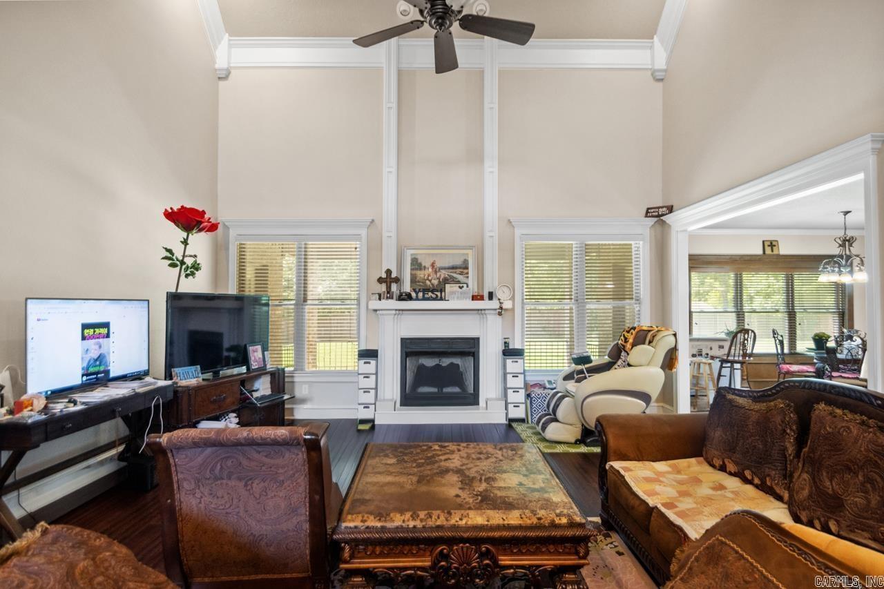 HURRICANE LAKE EST - Residential