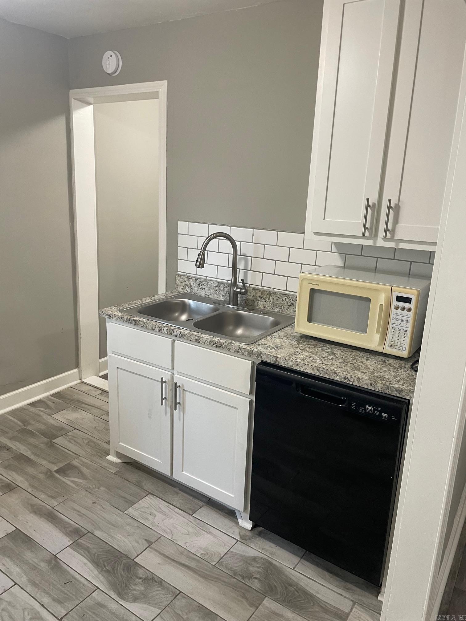 Cherry & Cox - Residential Lease