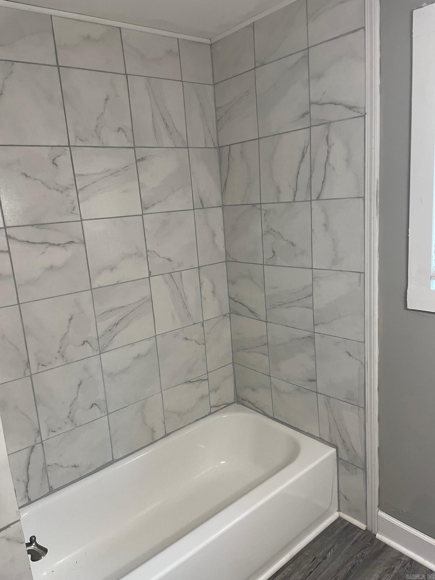 Cherry & Cox - Residential Lease
