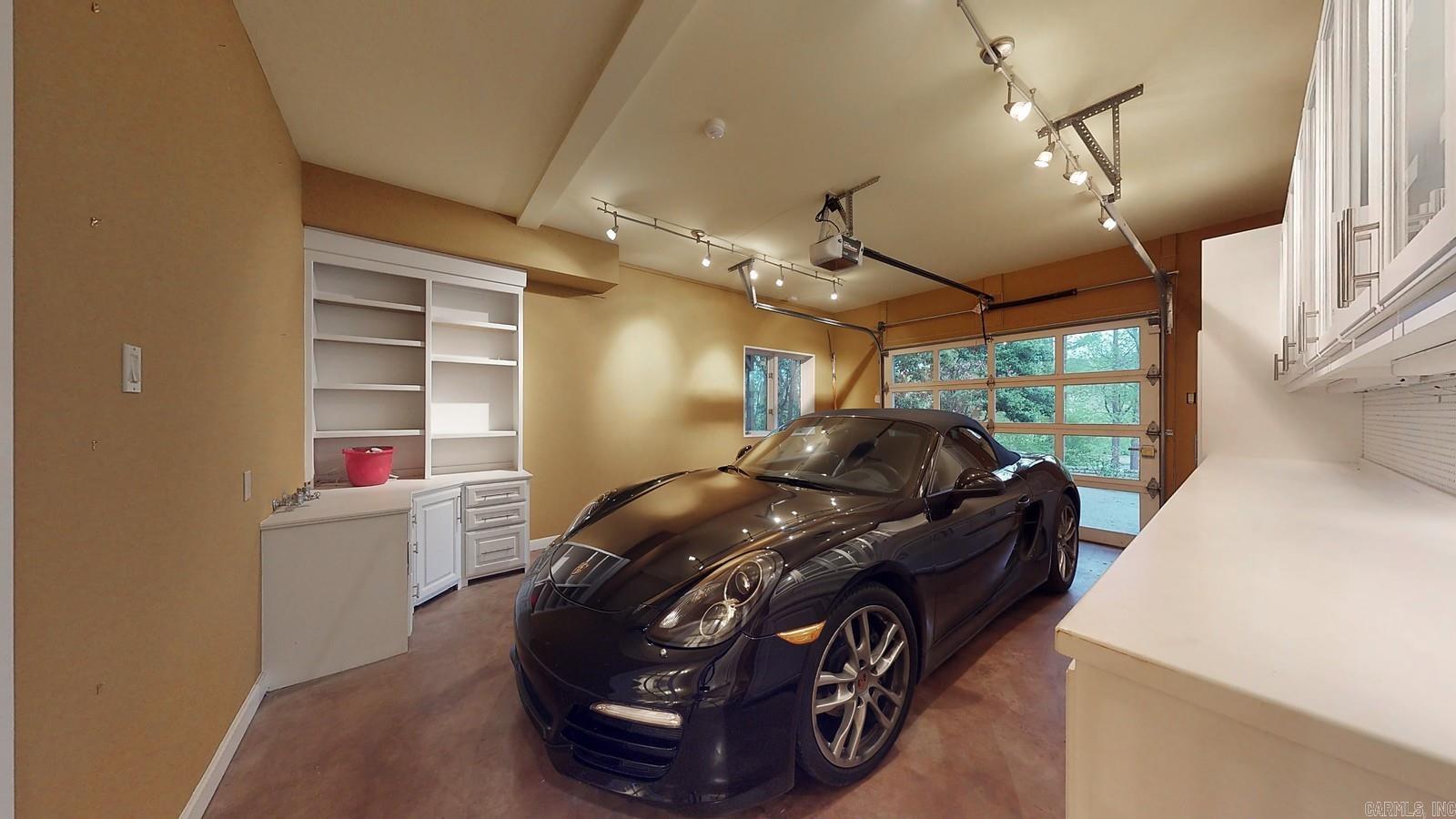 PLEASANT VALLEY - Residential