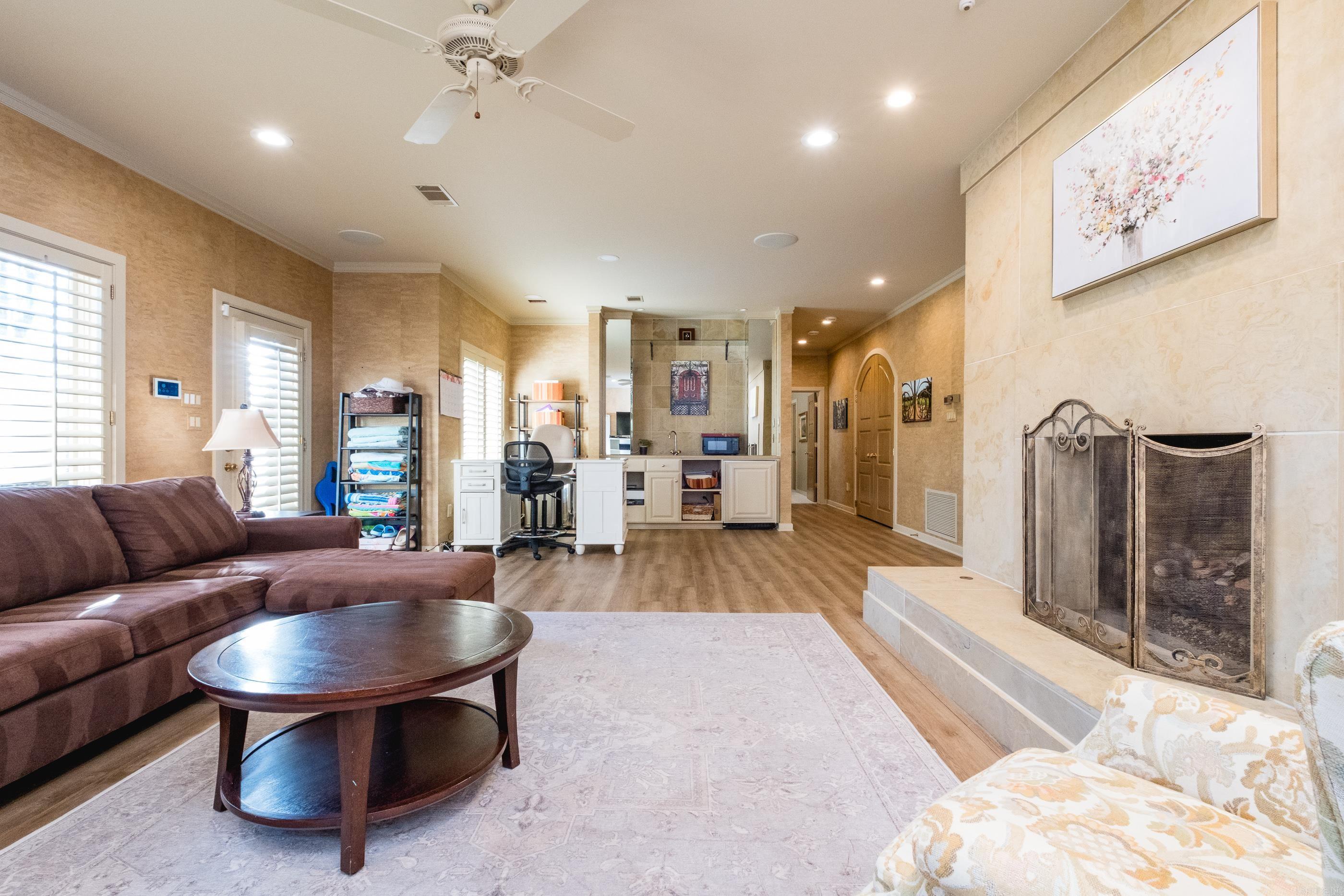 PLEASANT VALLEY - Residential