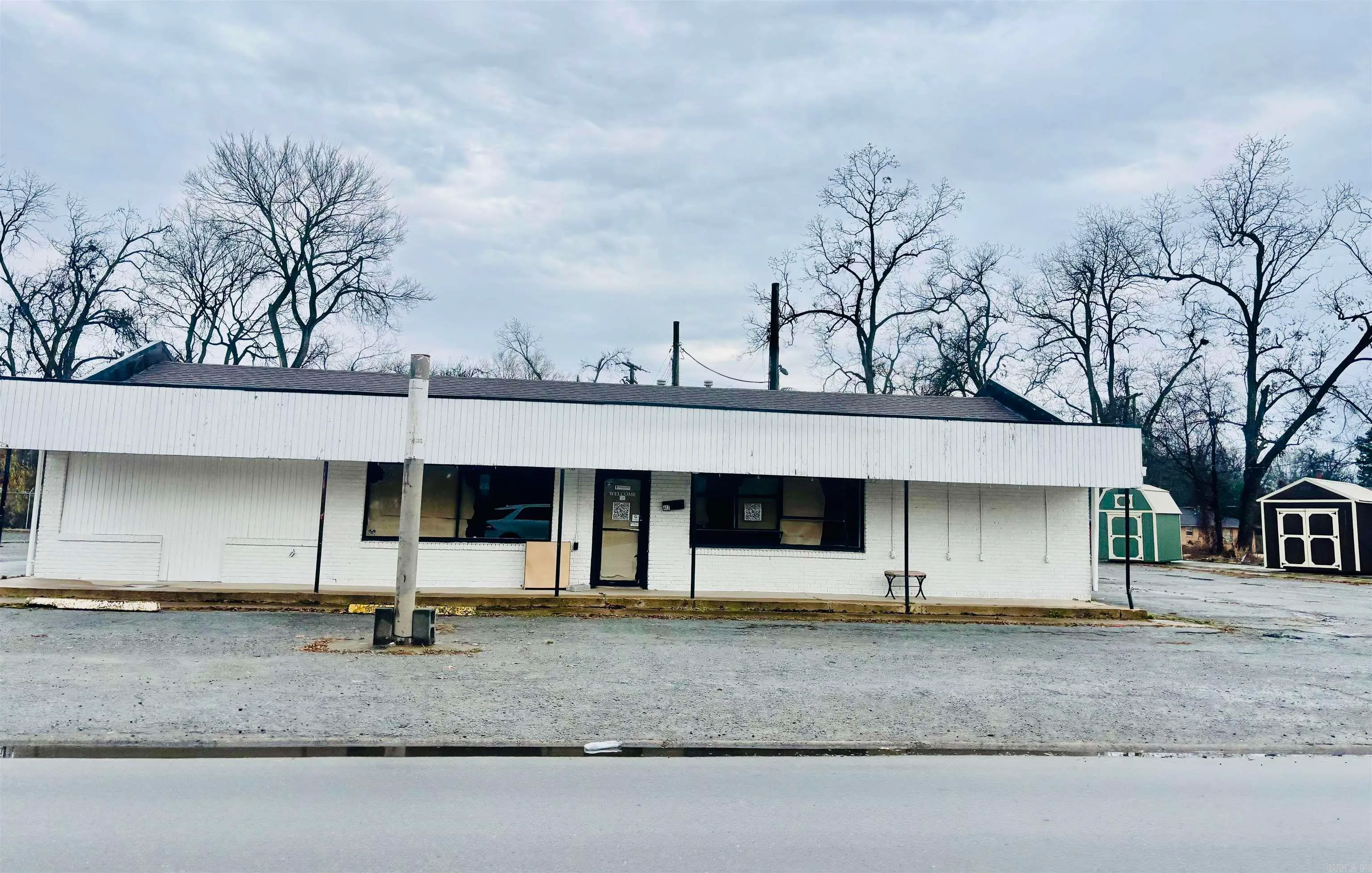 Lonoke, Arkansas 72086, United States, ,Commercial,Pending,23165