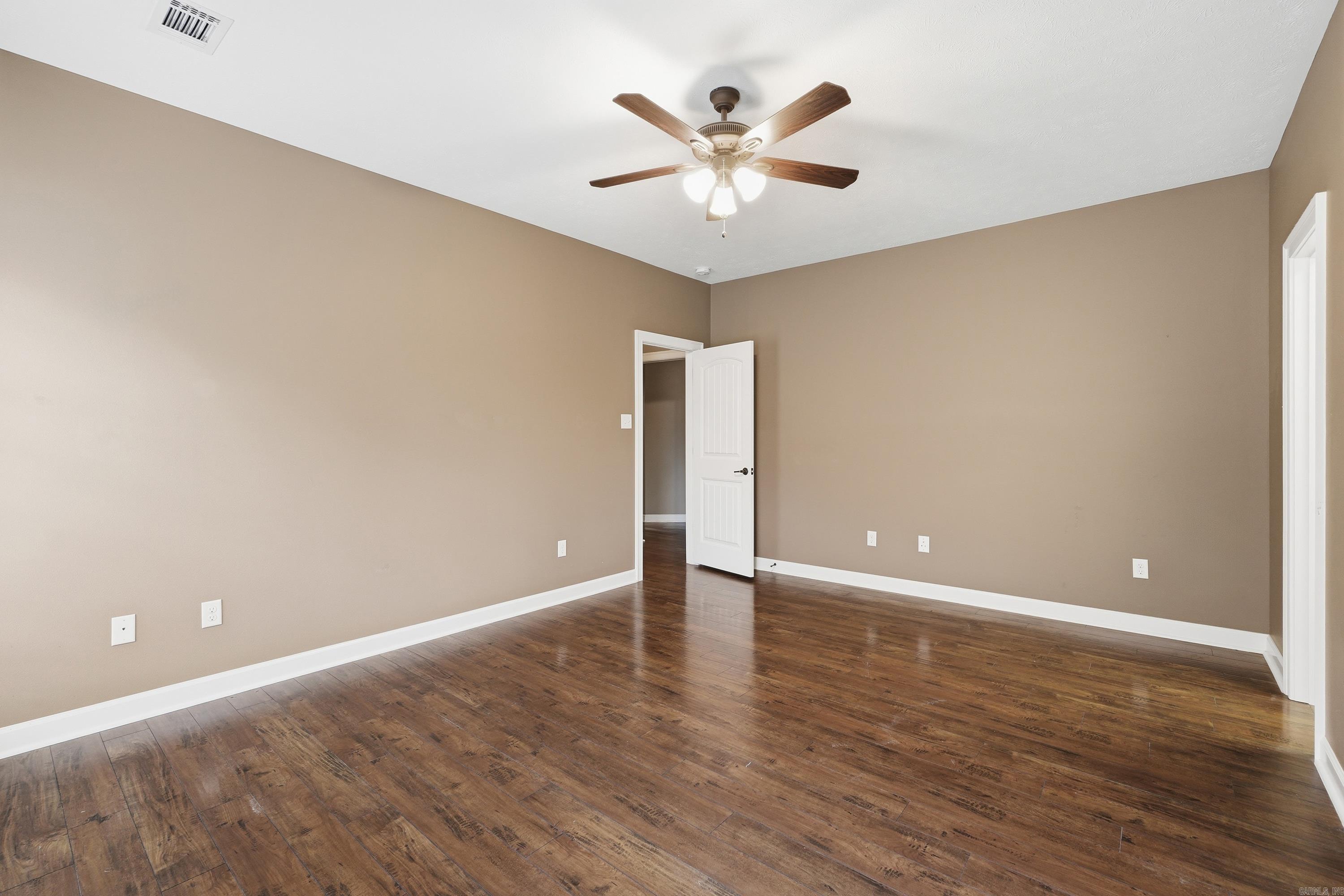 OAK TREE SUB - Residential