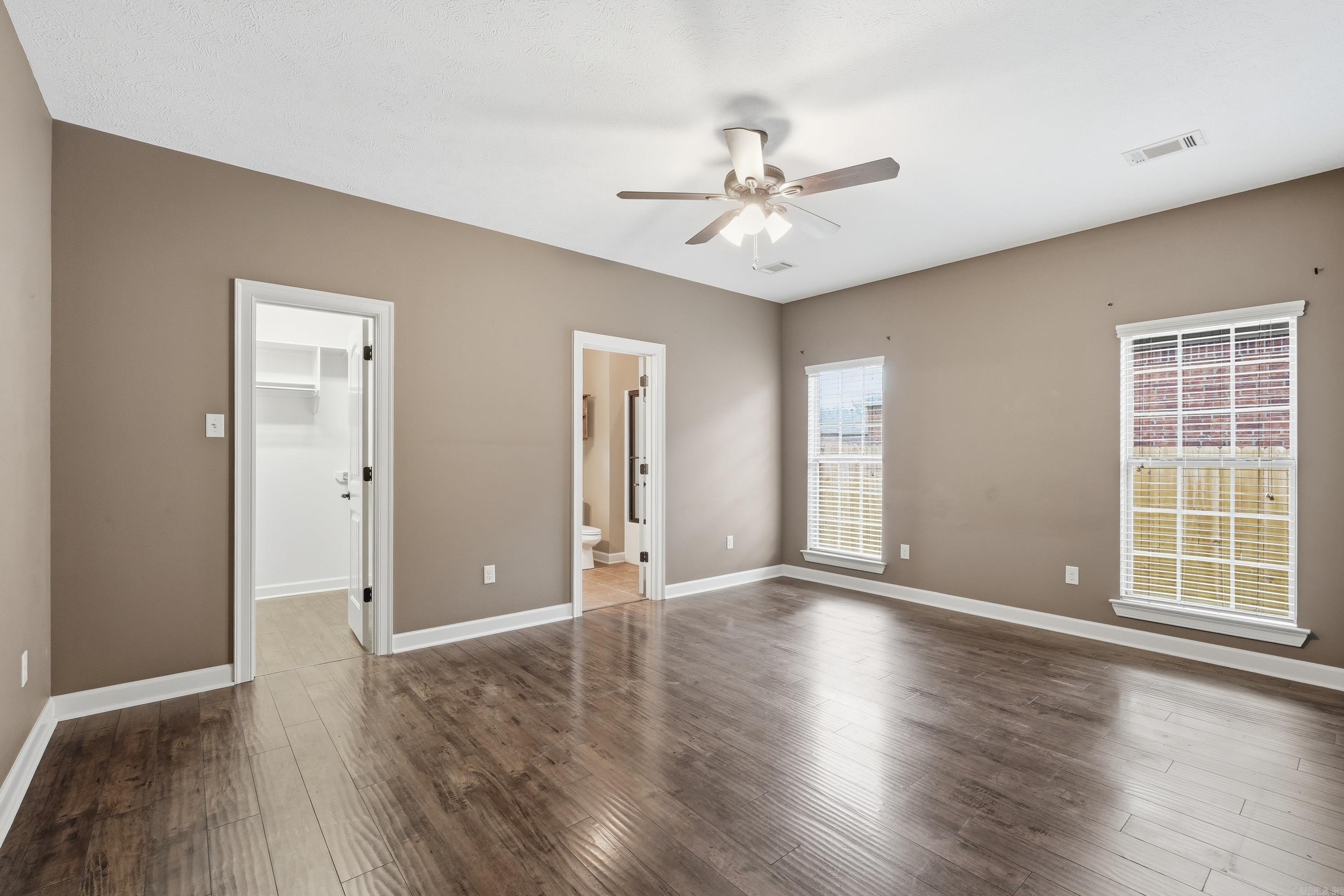 OAK TREE SUB - Residential