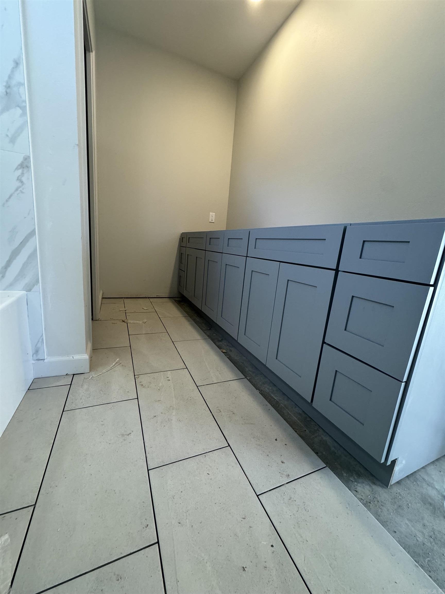 WALNUT VALLEY - Residential