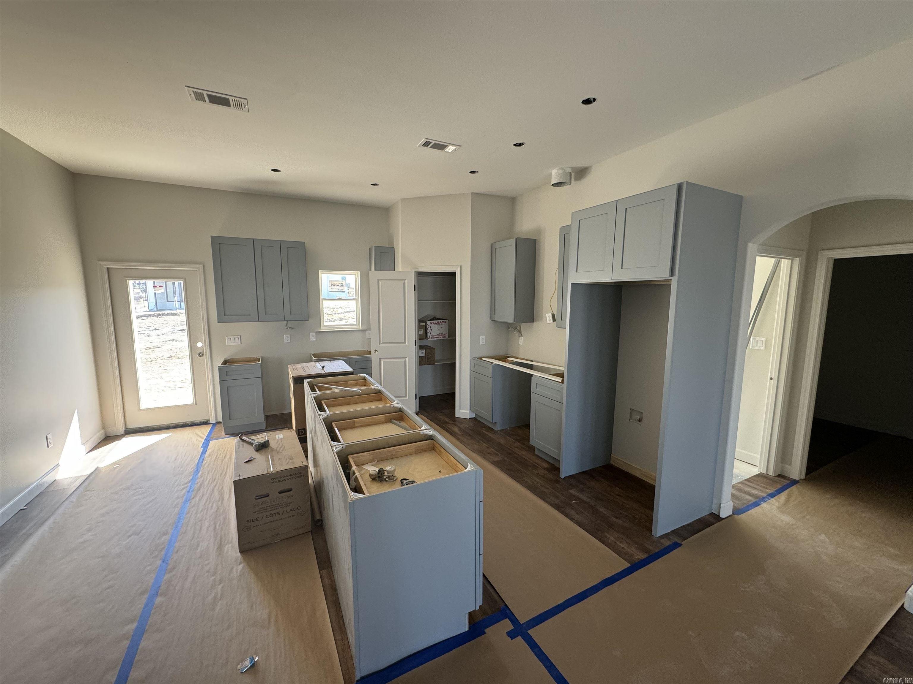 WALNUT VALLEY - Residential