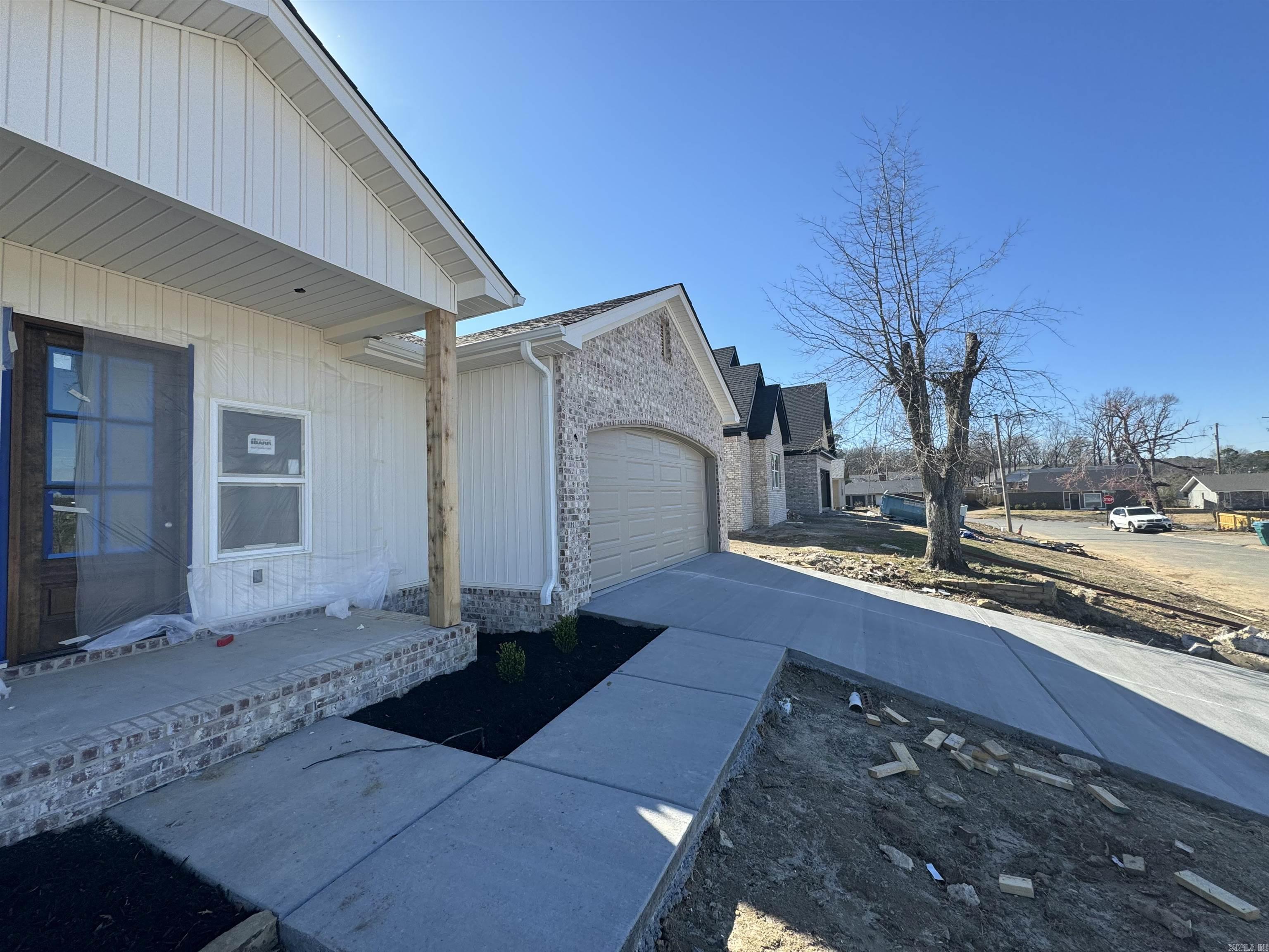 WALNUT VALLEY - Residential