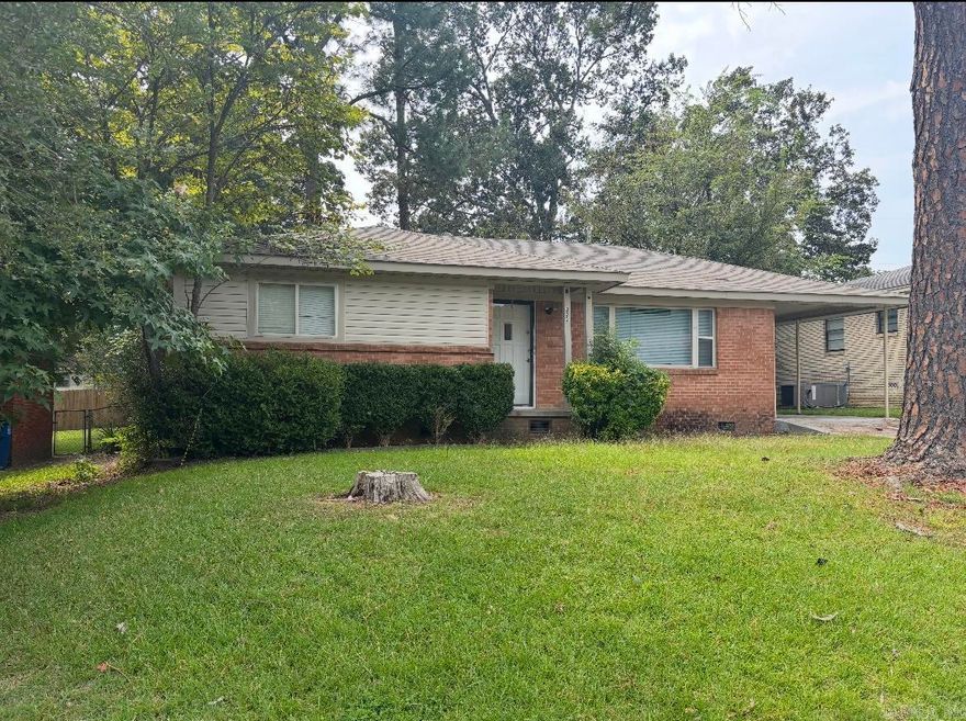 Great starter home or investment property. Sold before Listed.