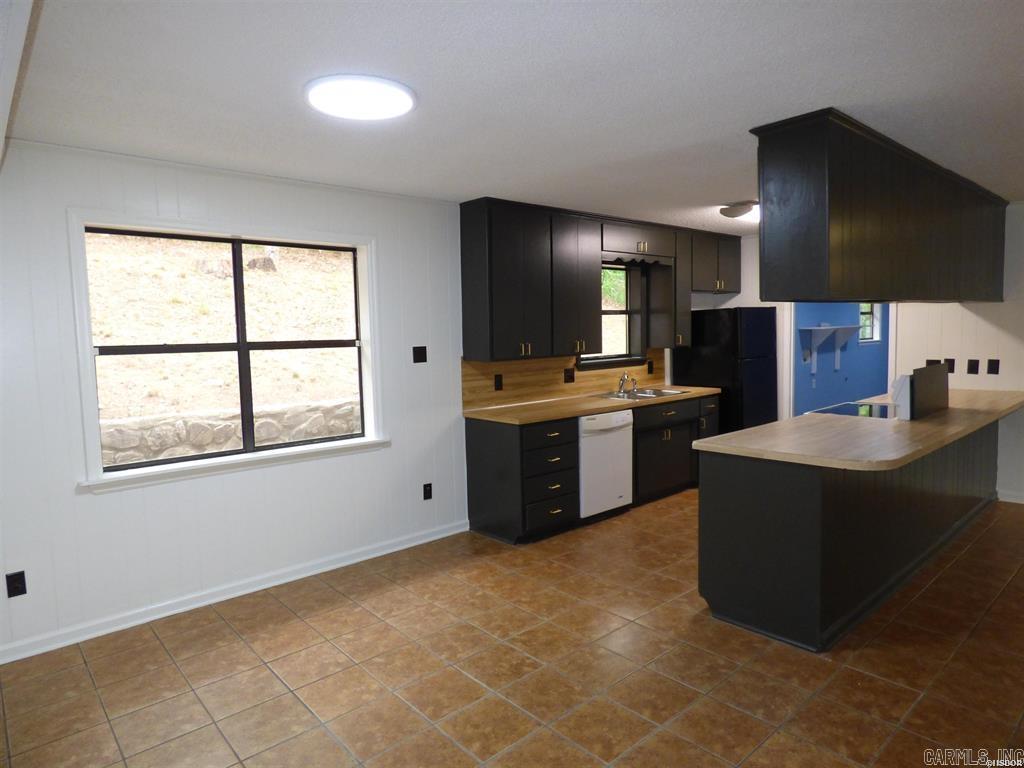 SOUTHERN HILLS - Residential