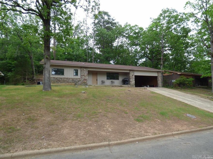 Neat and clean three-bedroom two bath one level home.  Freshly painted inside and out.  Completely renovated and move in ready!  Large utility room, large living room, good size back yard and a two-car carport.  Convenient location near shopping, hospital and MLK.