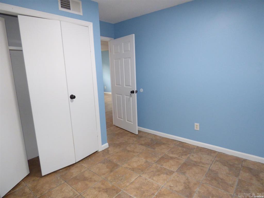 SOUTHERN HILLS - Residential