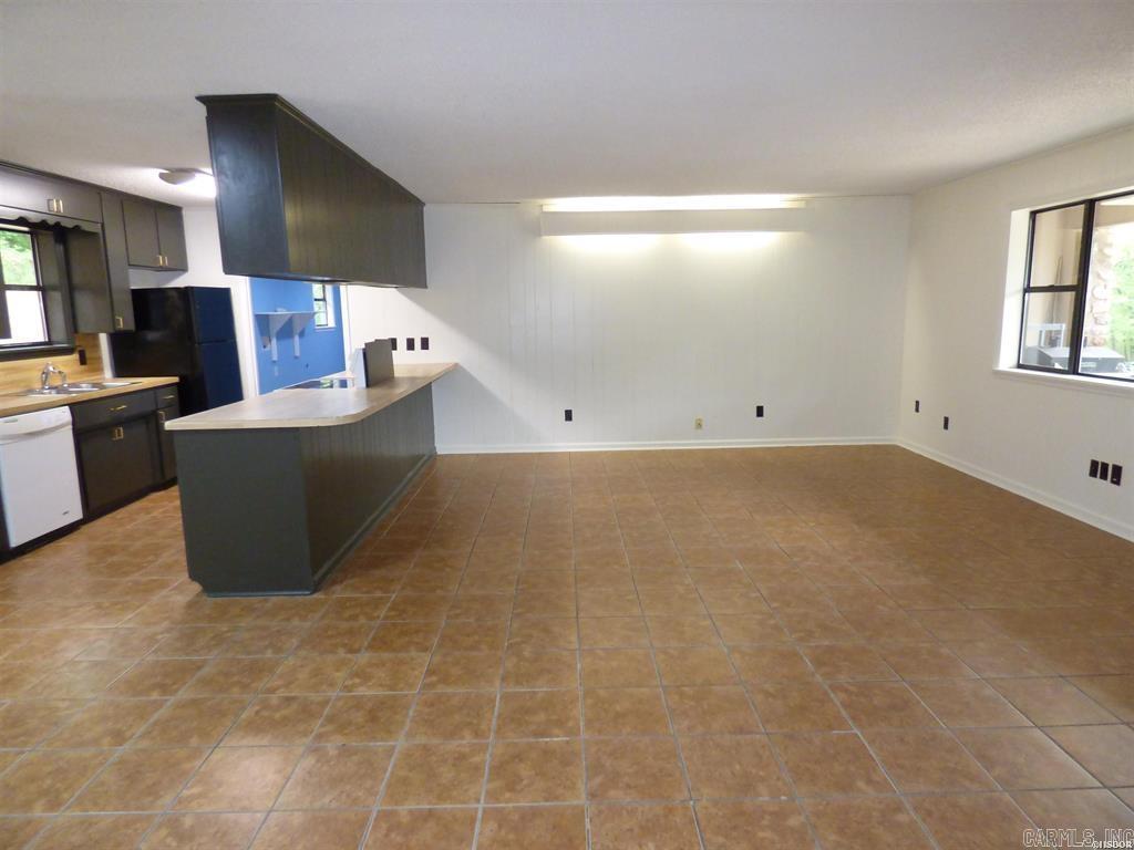 SOUTHERN HILLS - Residential