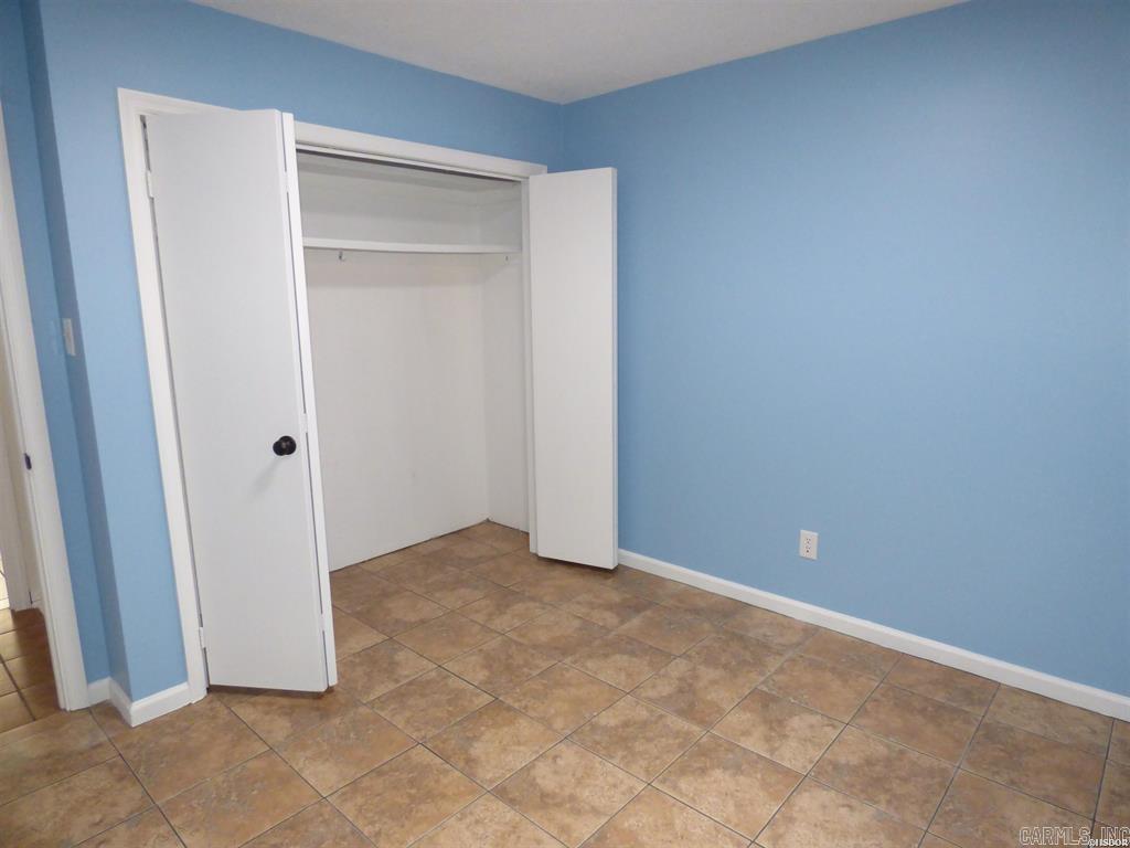 SOUTHERN HILLS - Residential