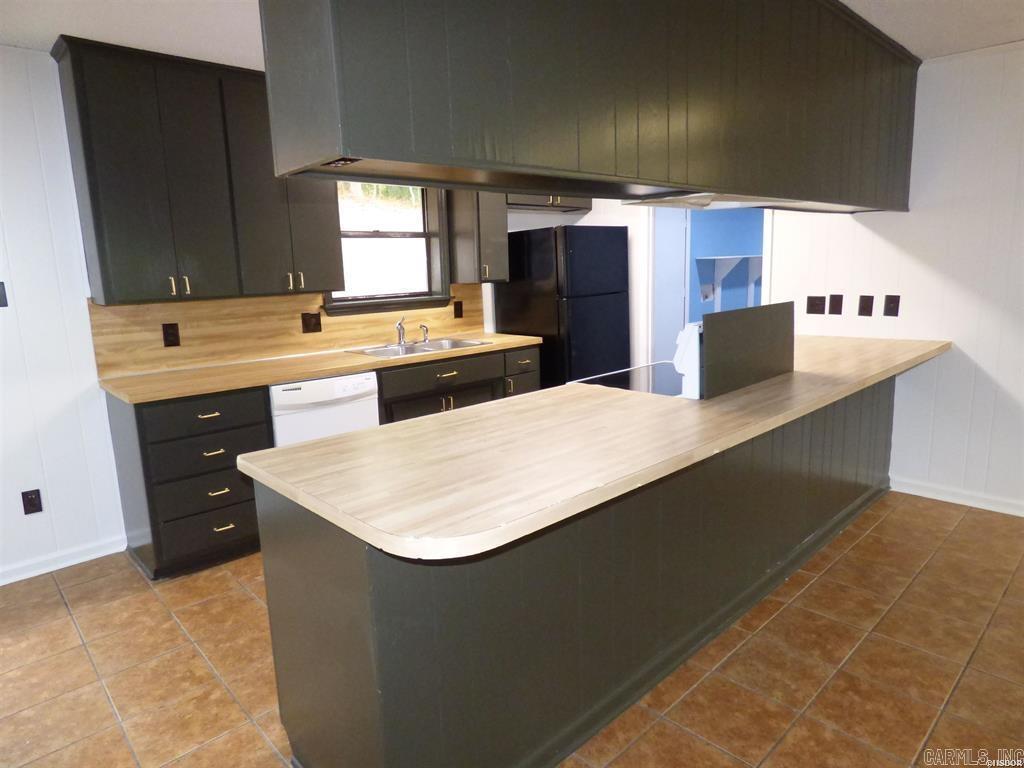 SOUTHERN HILLS - Residential