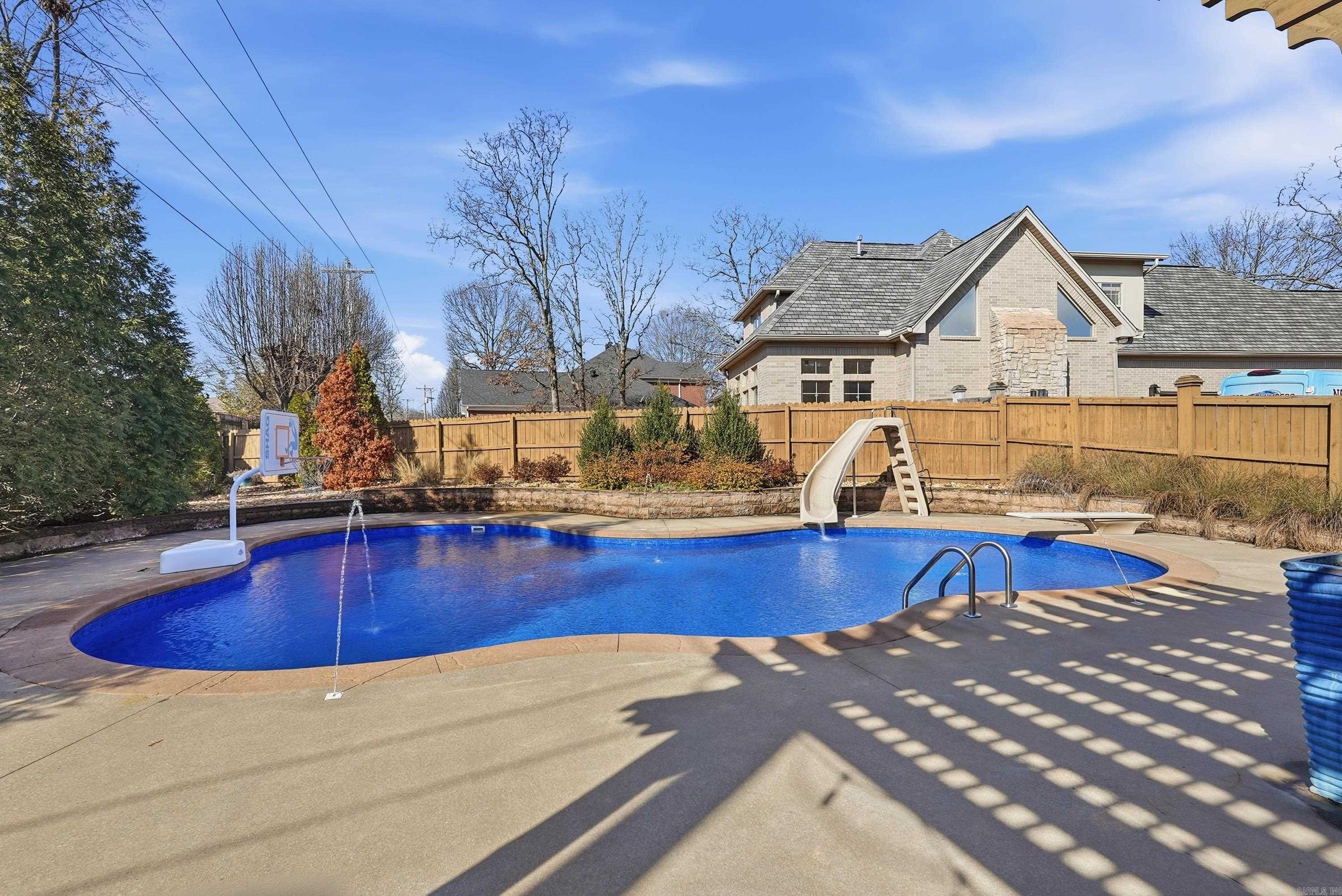 OVERBROOK - Residential