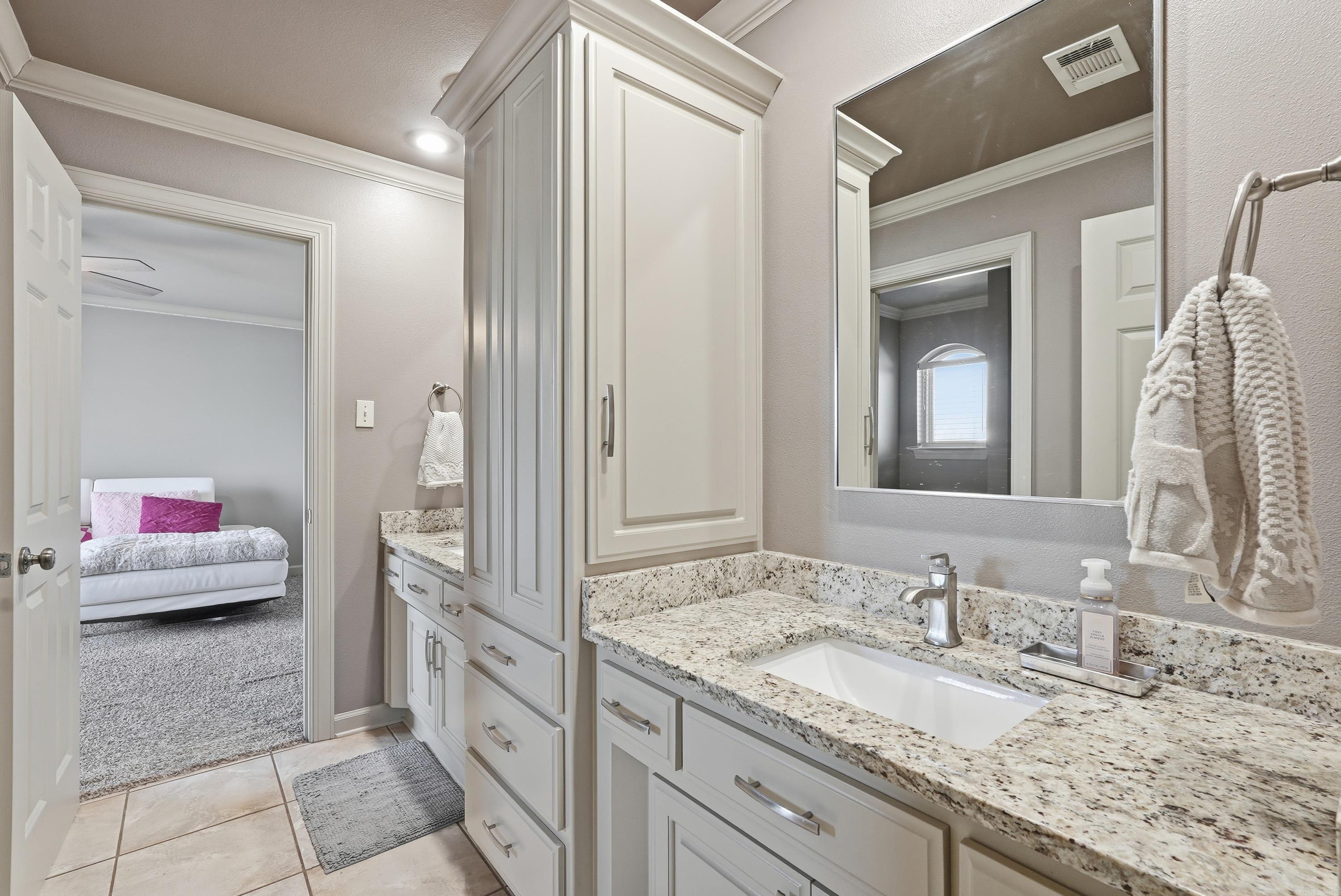 OVERBROOK - Residential