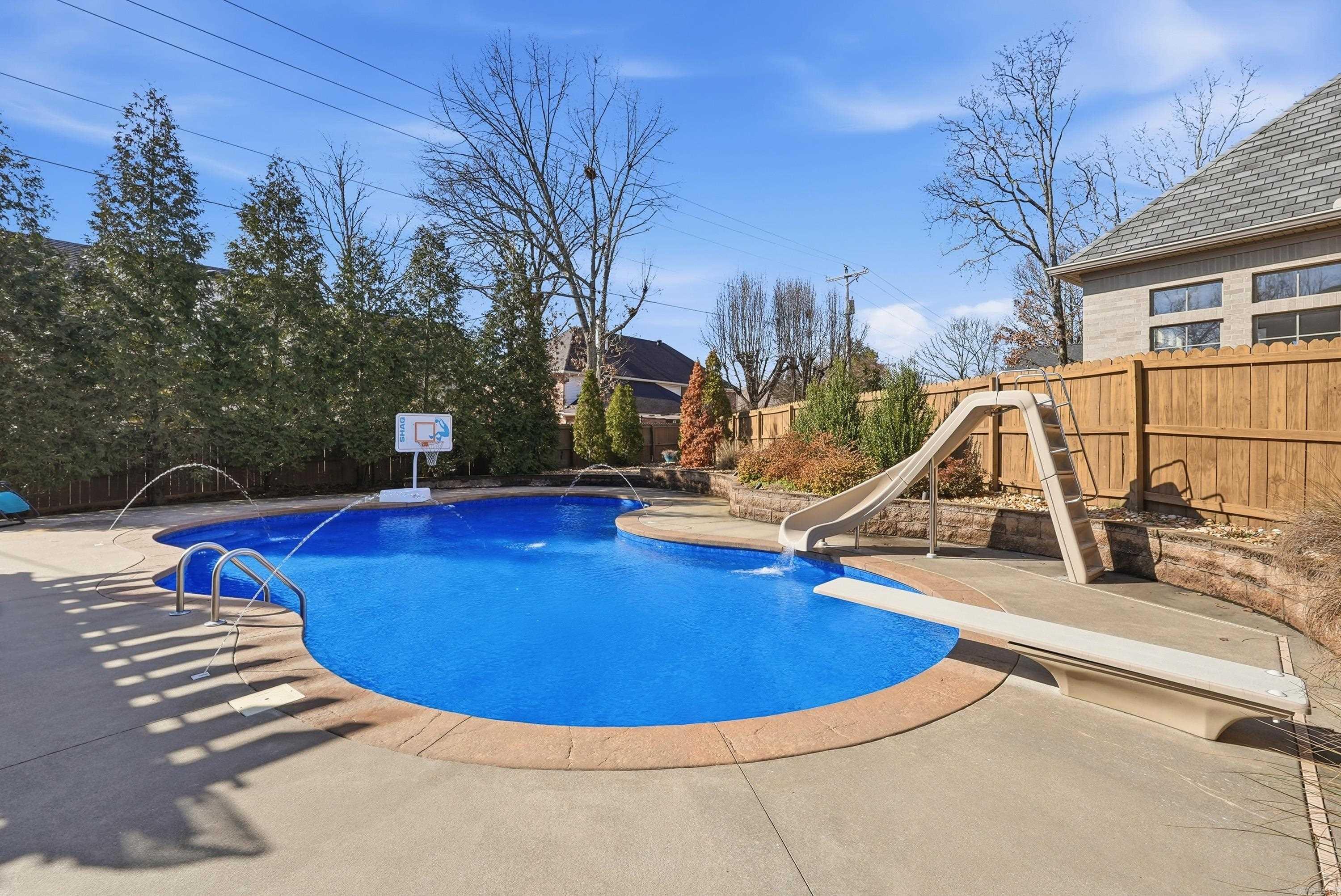 OVERBROOK - Residential