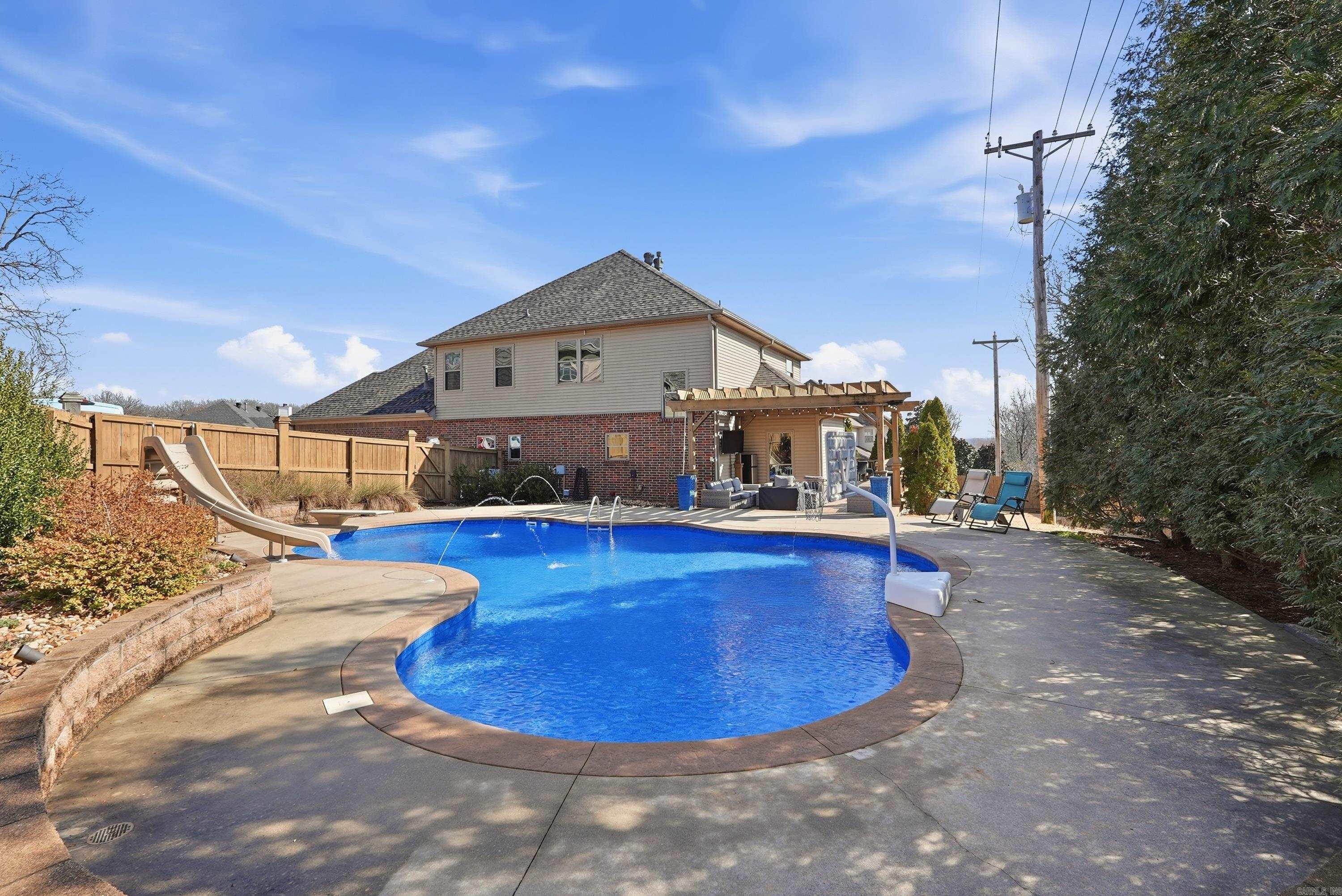 OVERBROOK - Residential