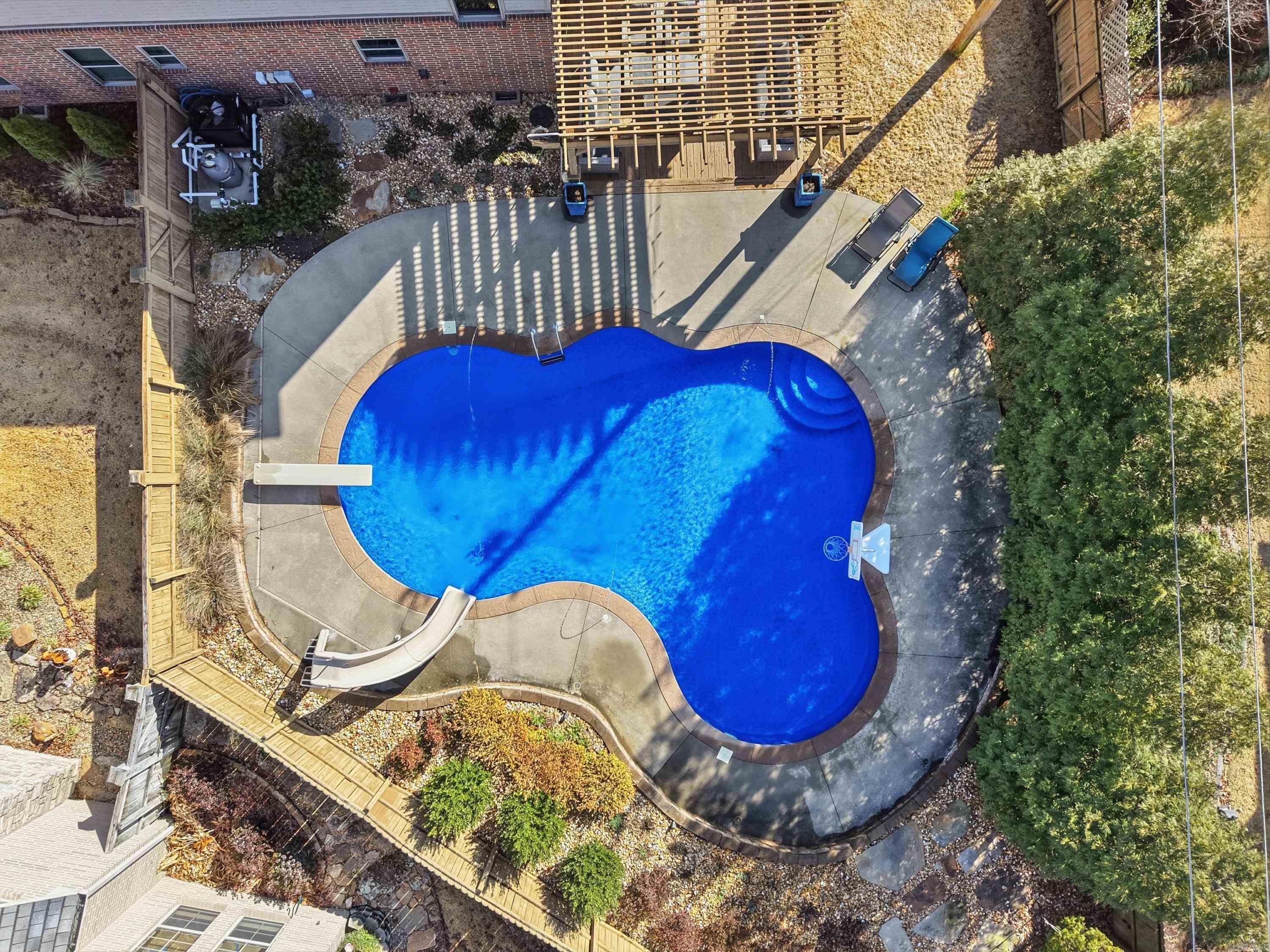 OVERBROOK - Residential