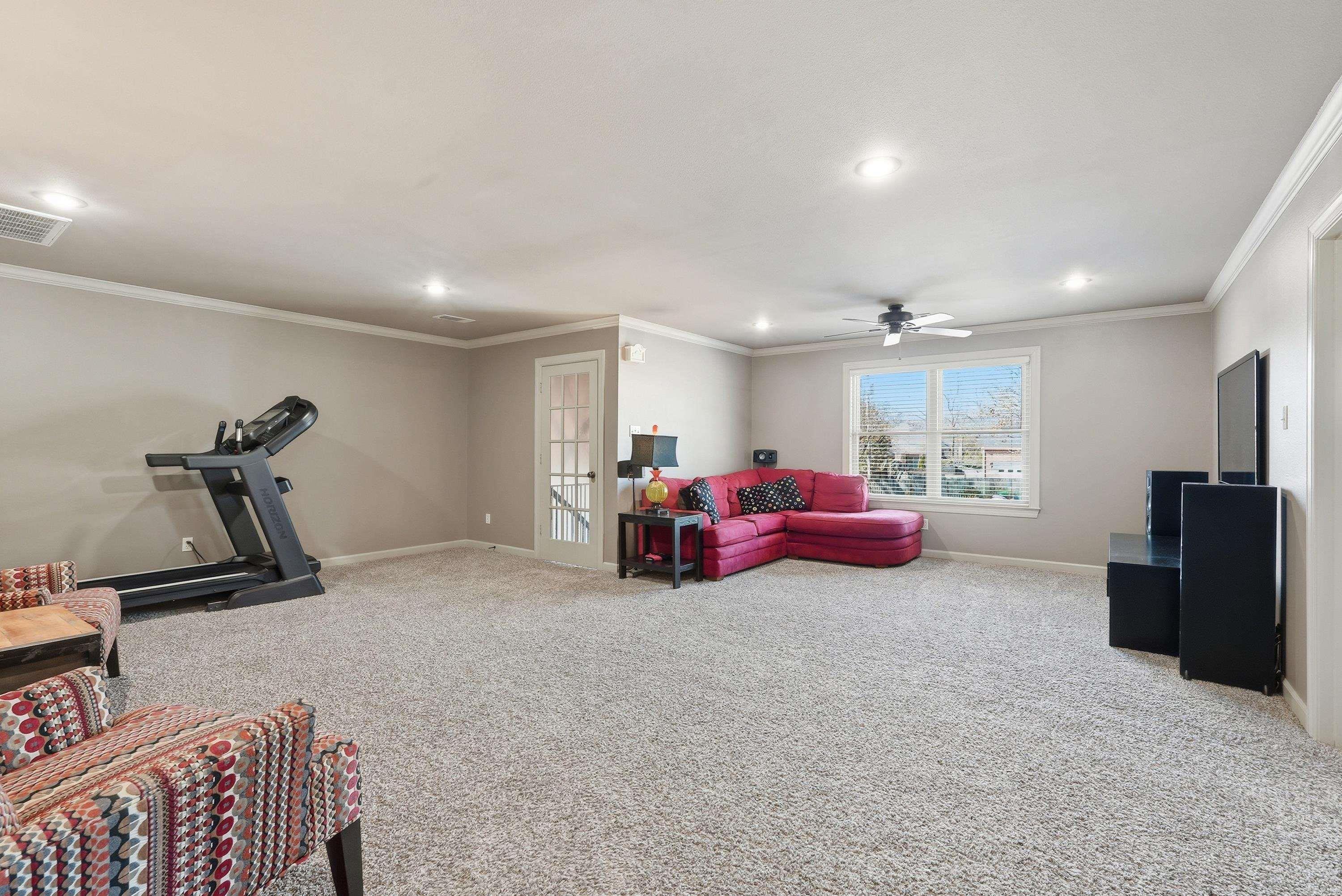 OVERBROOK - Residential