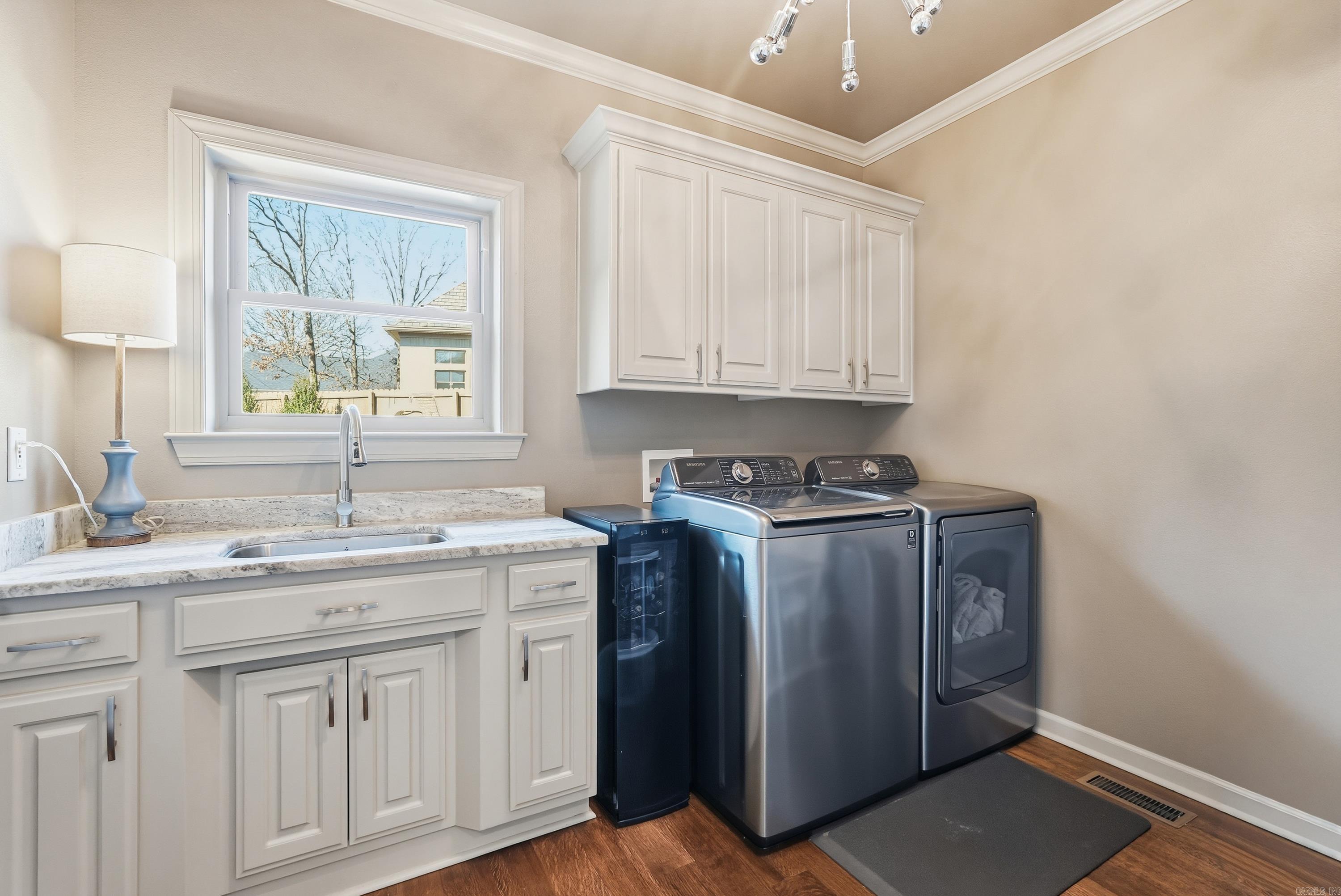 OVERBROOK - Residential