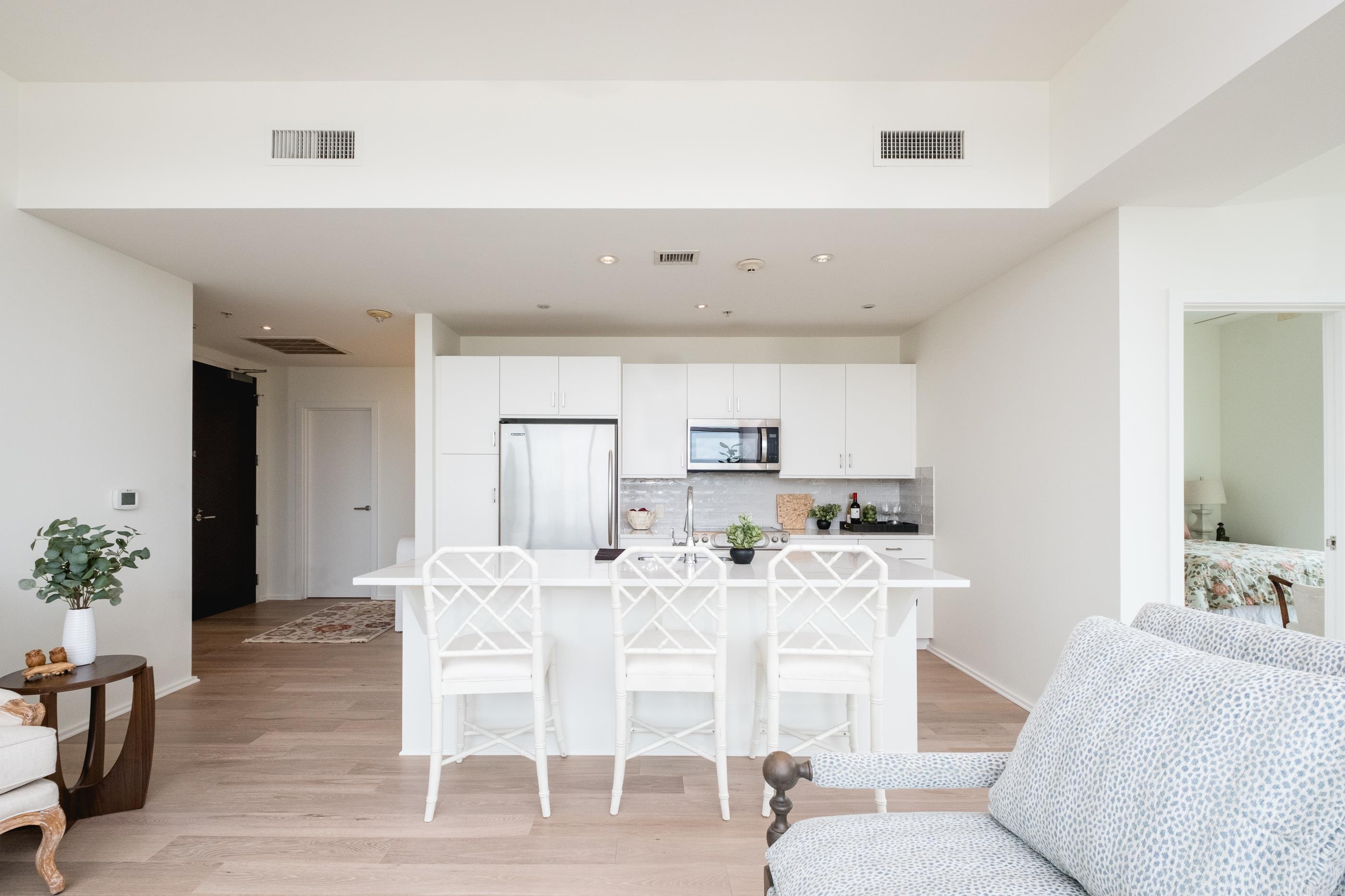 300 THIRD HPR - Residential