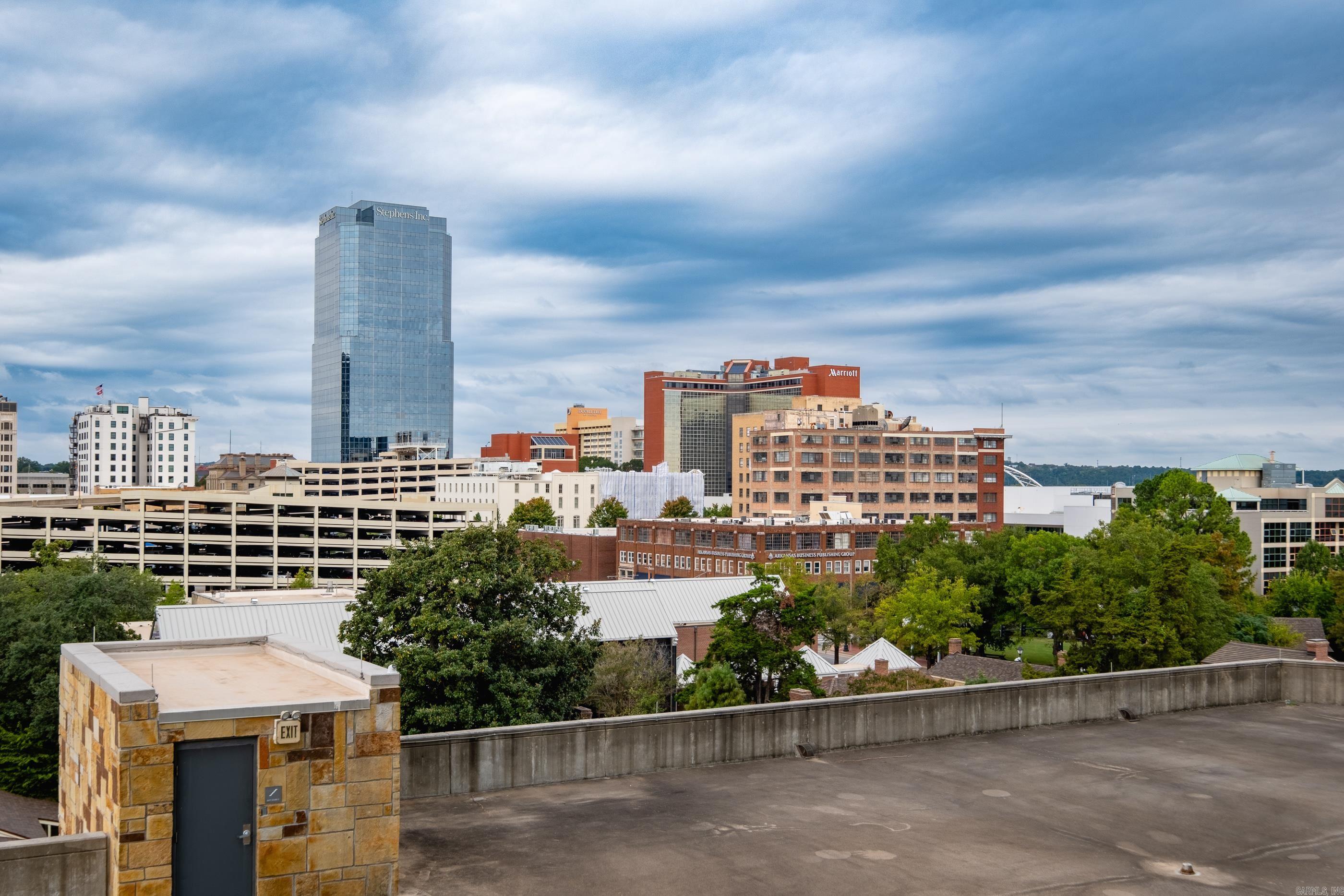 300 THIRD HPR - Residential