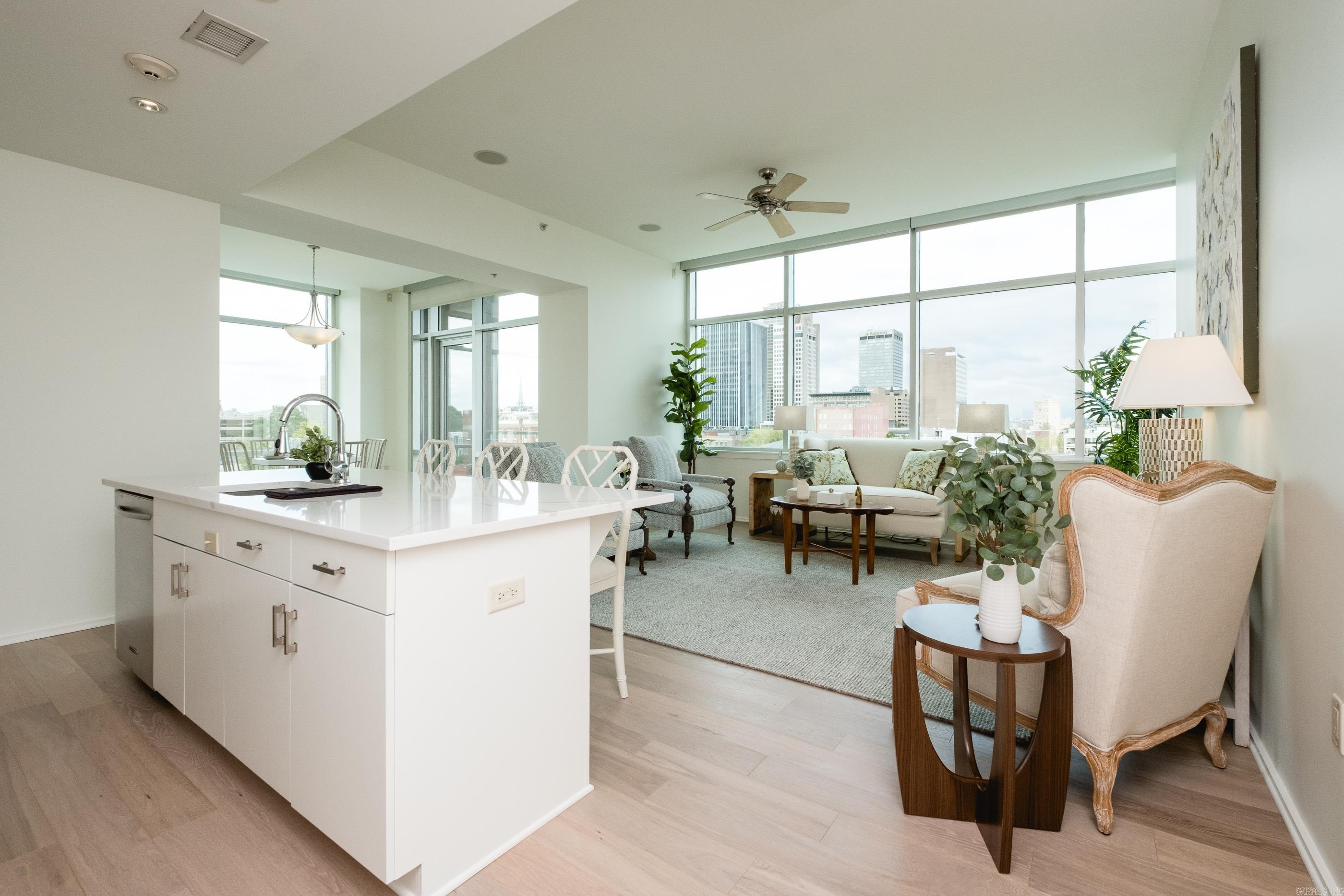 300 THIRD HPR - Residential