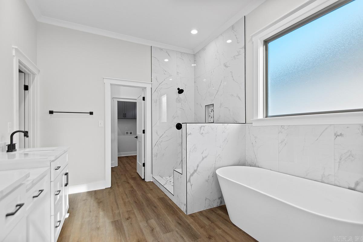 MILLERS GLENN - Residential