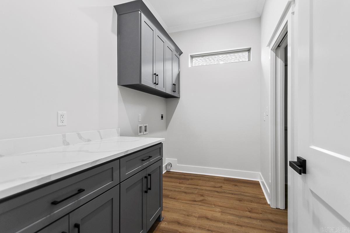 MILLERS GLENN - Residential