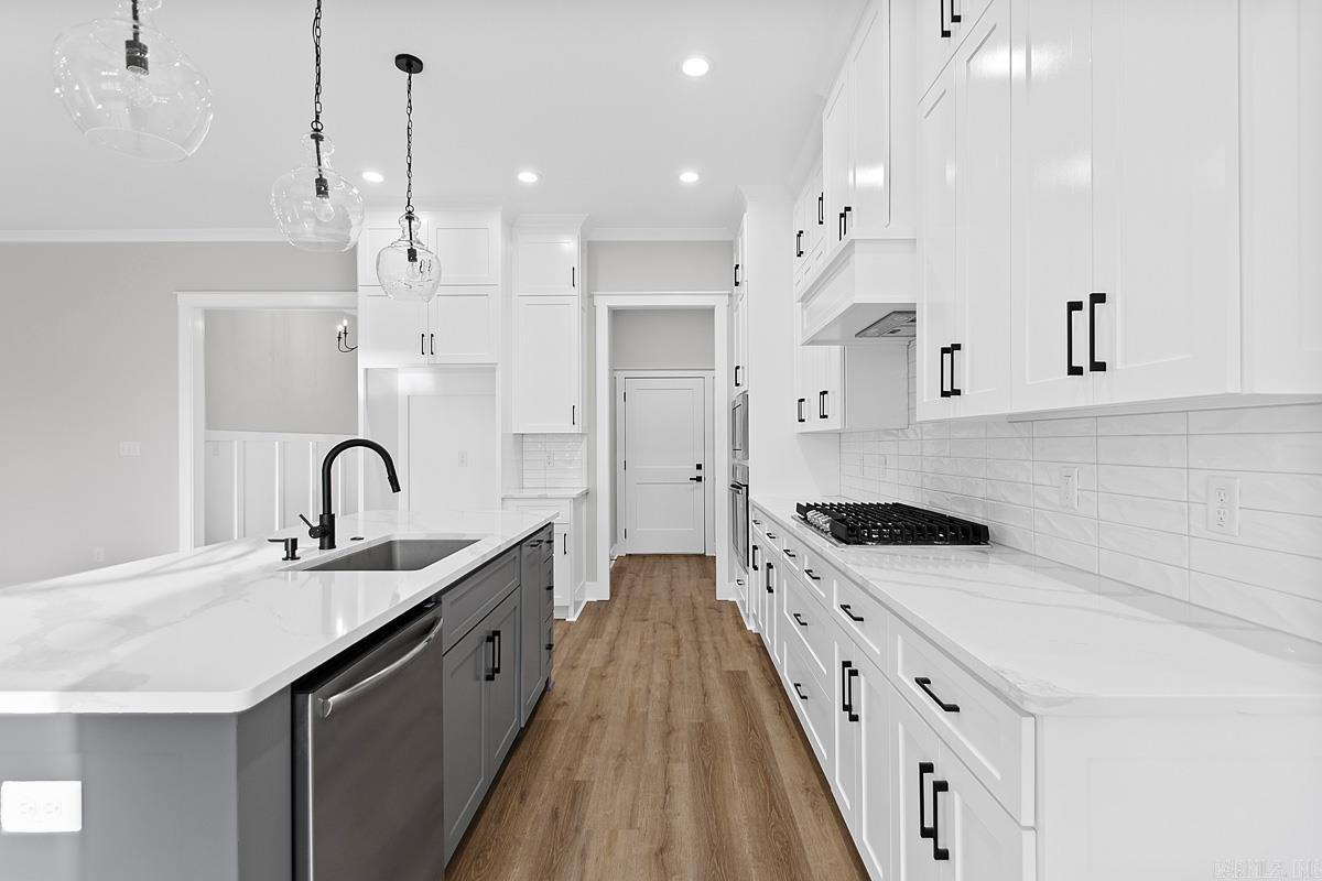 MILLERS GLENN - Residential