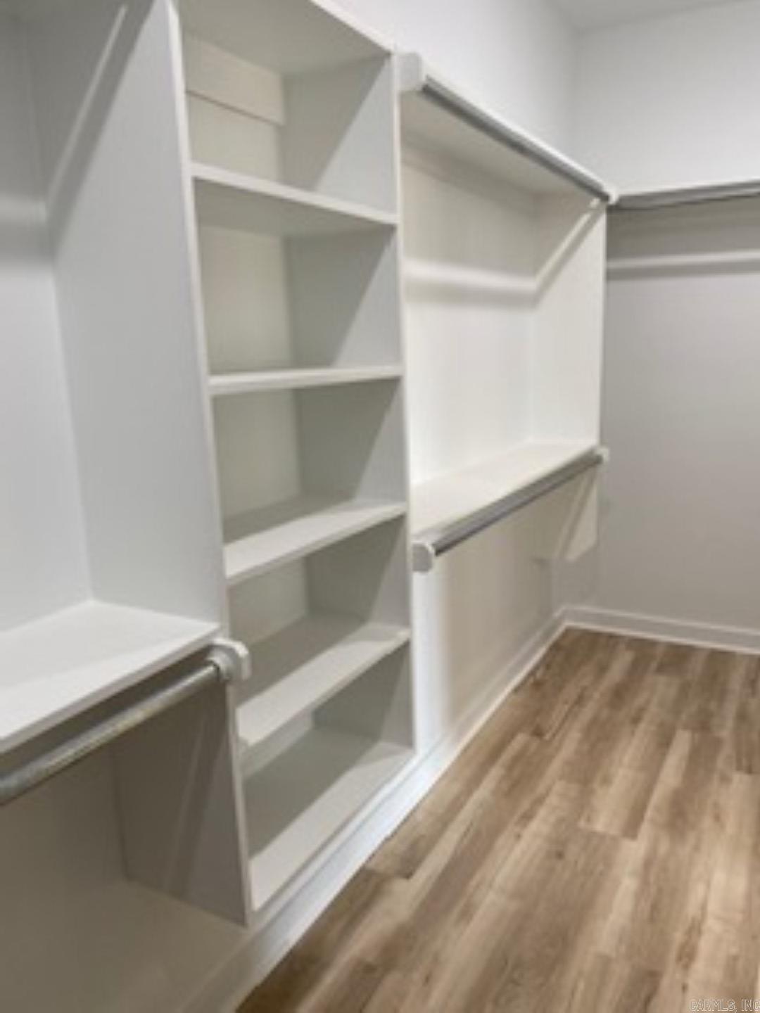 JONQUIL MANORS - Residential