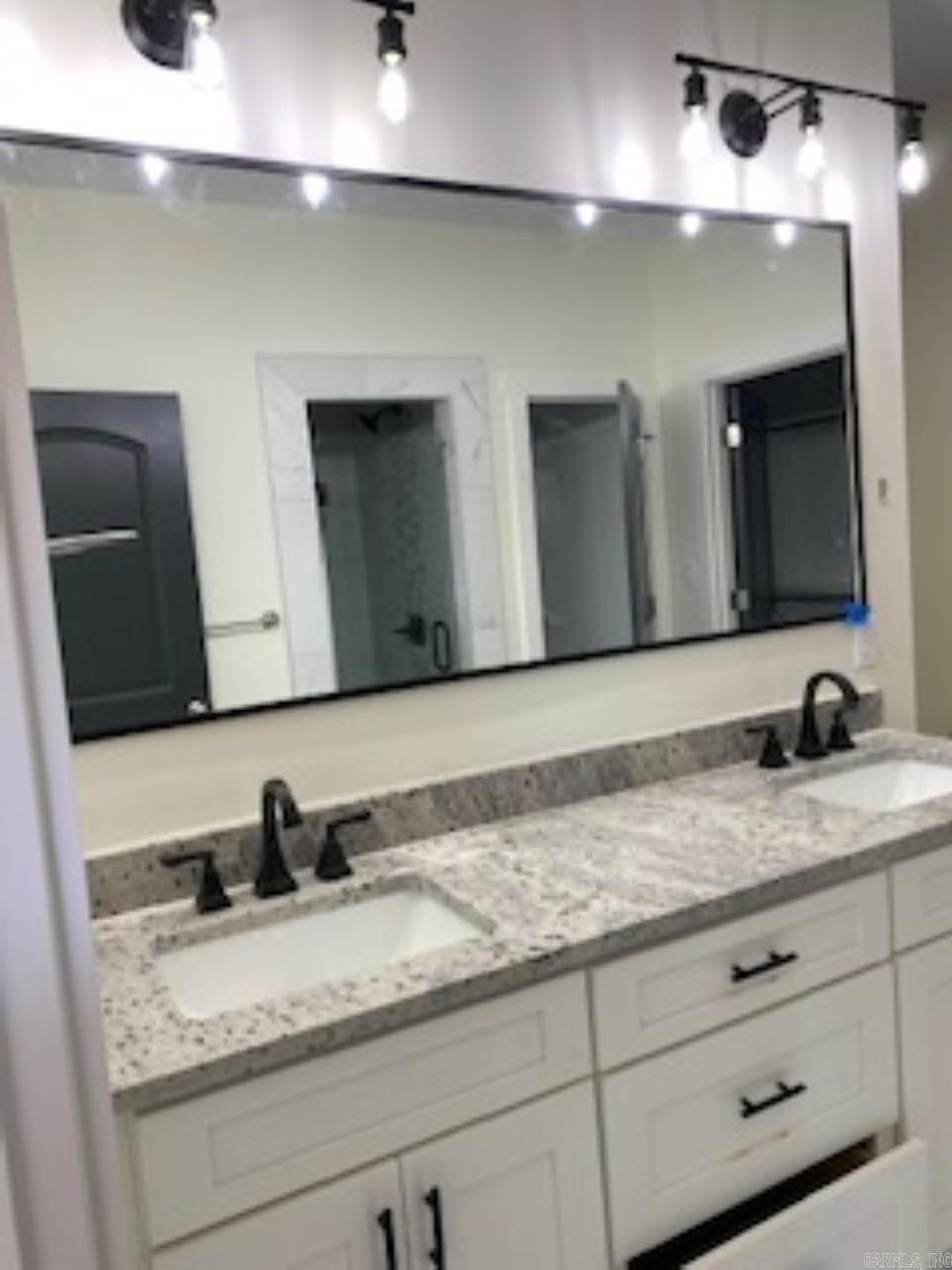 JONQUIL MANORS - Residential