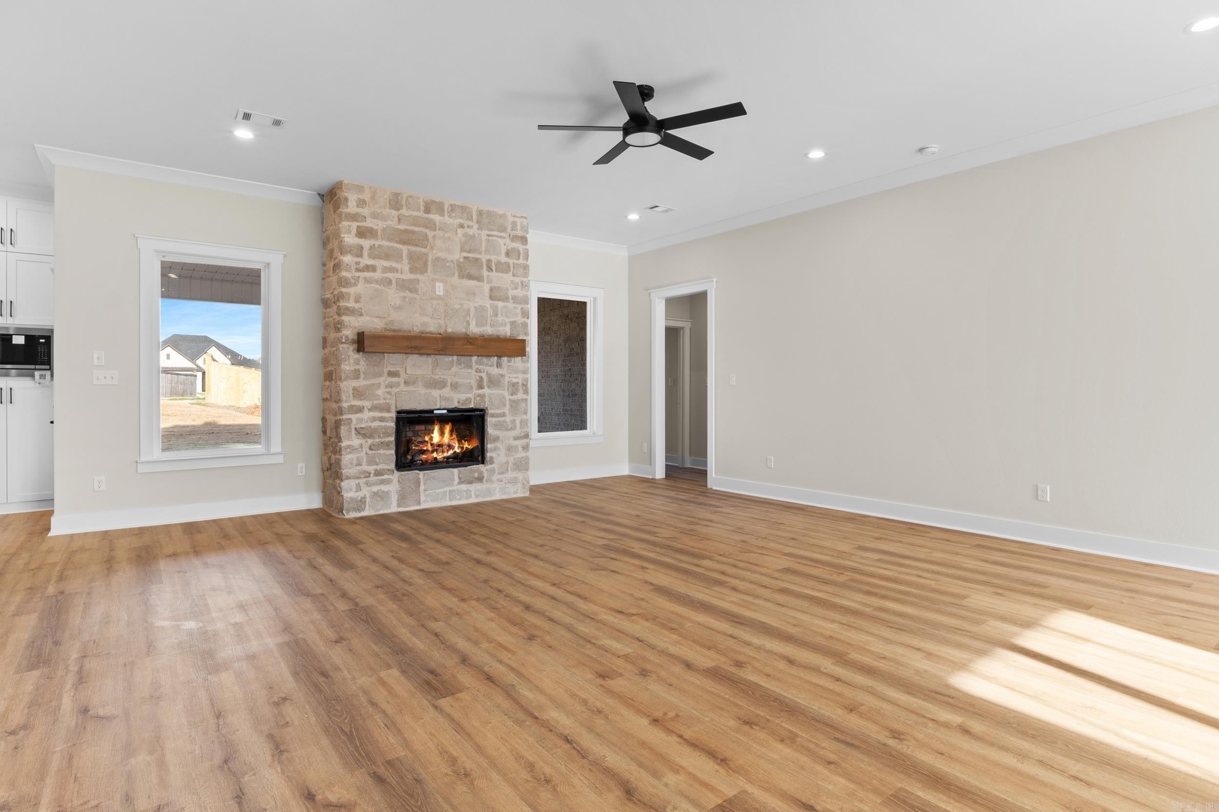 COUNTRY CLUB OF AR THE PH XXIV-C - Residential