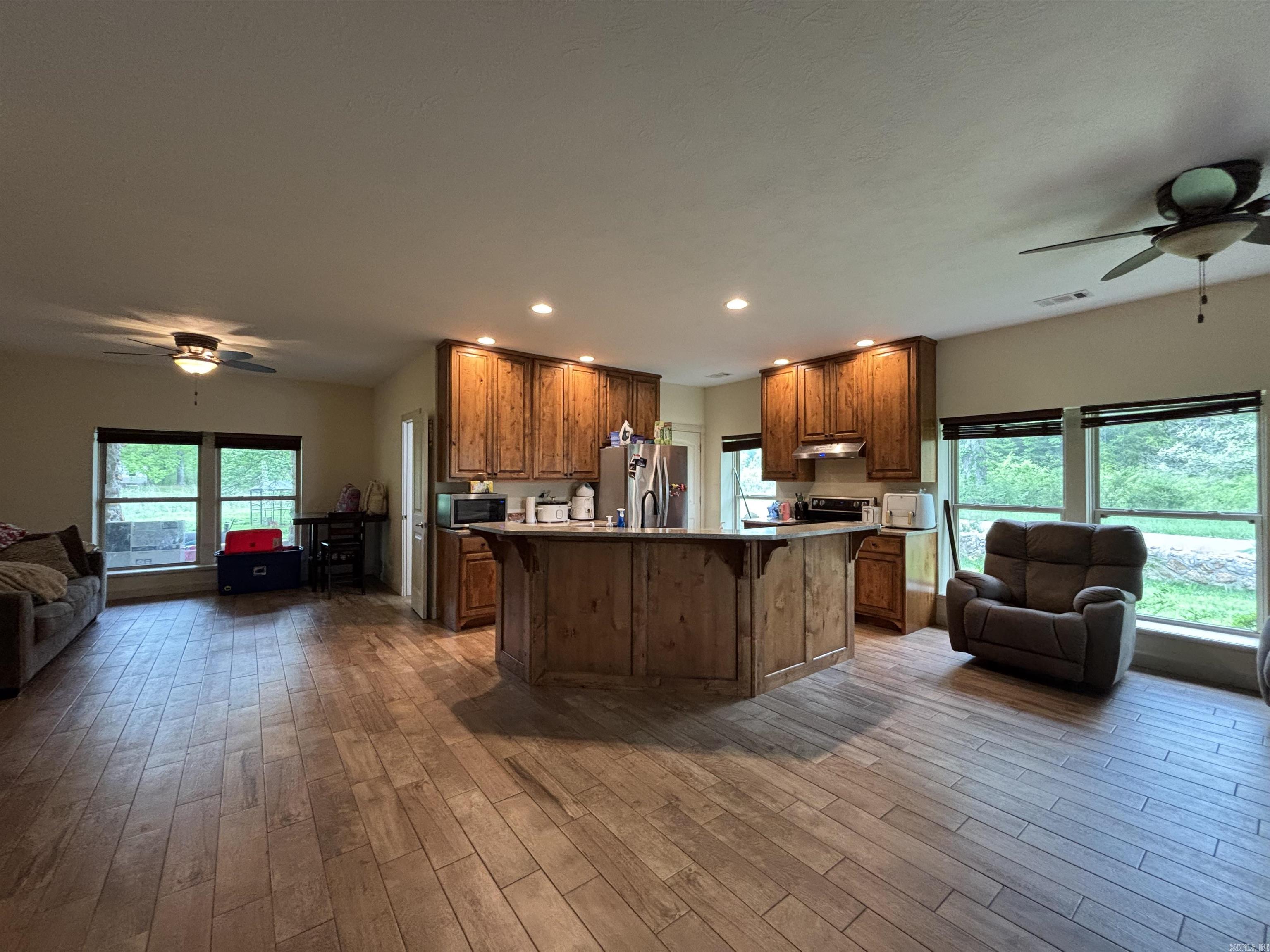 MYERS WESTERN - Residential