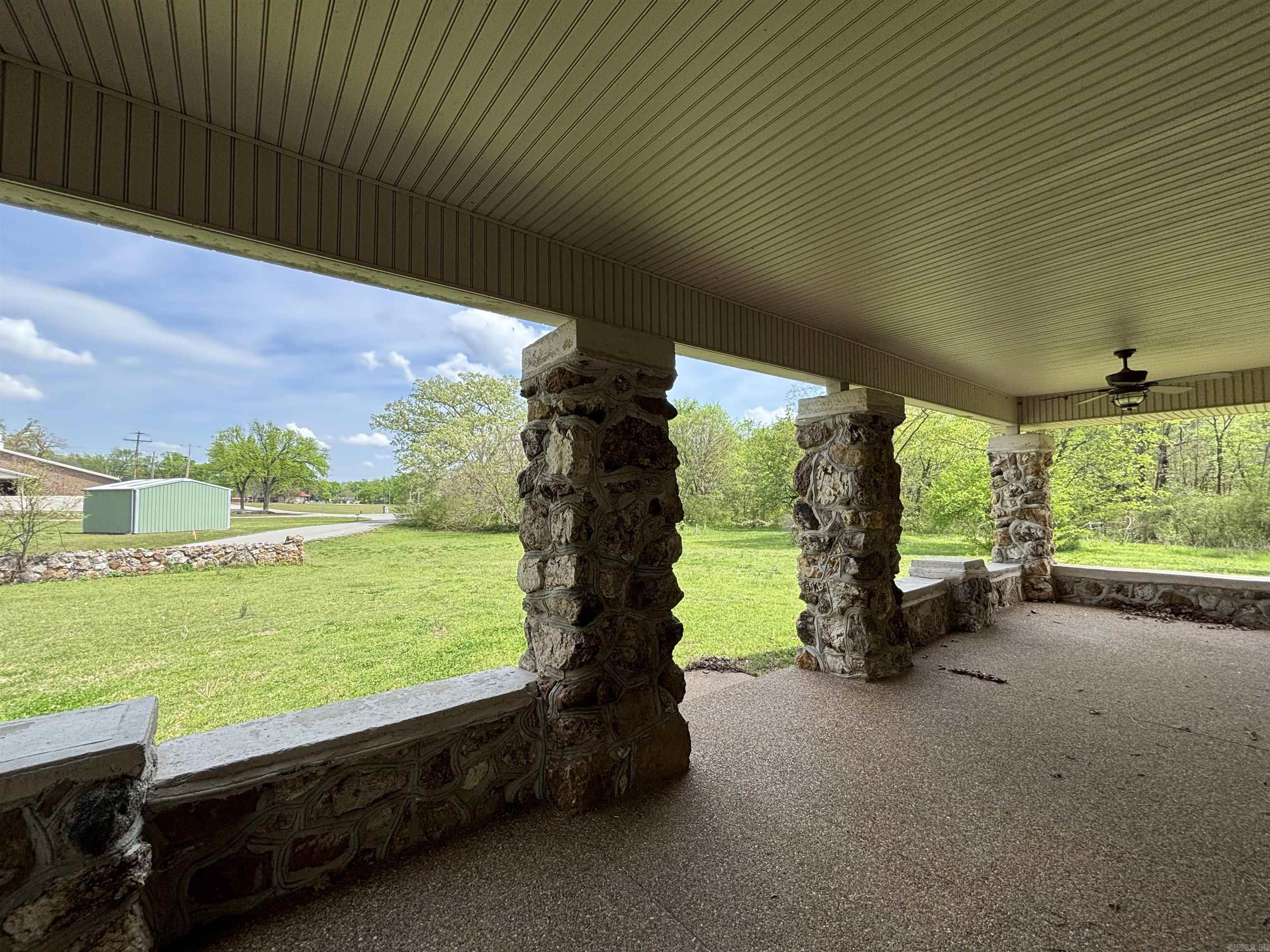 MYERS WESTERN - Residential