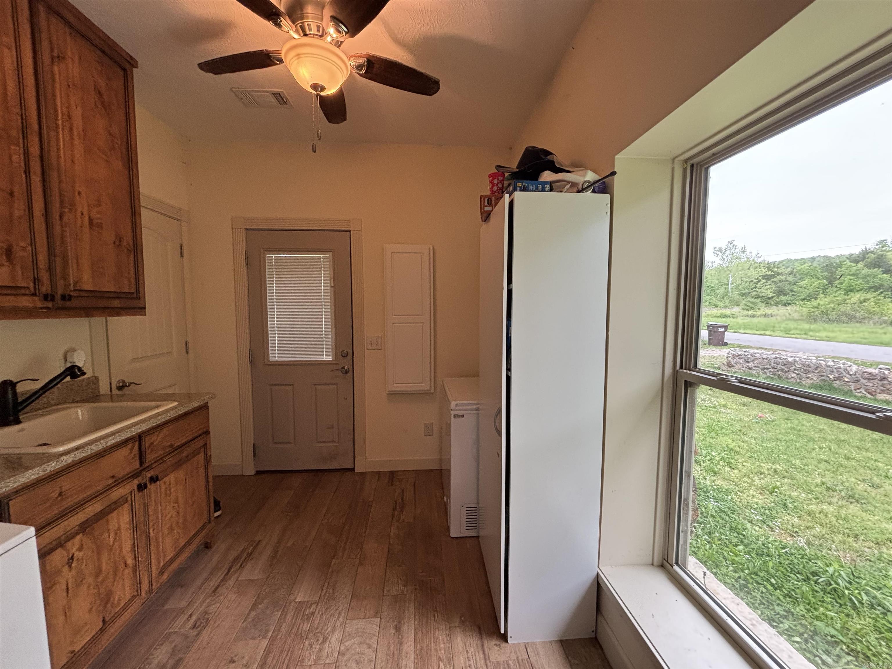 MYERS WESTERN - Residential